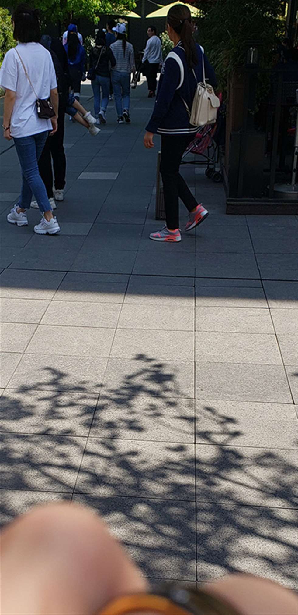 图片[3]-【凯恩赛贴】健身小妹的周末约会-街拍流行馆