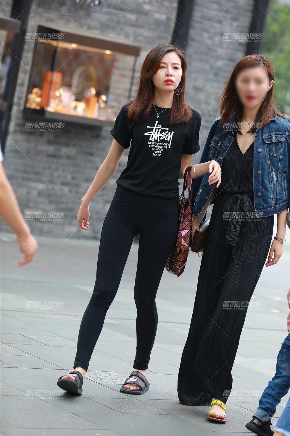 图片[4]-【视觉冲击赛贴】身材比例真好，圆润的美臀-街拍流行馆