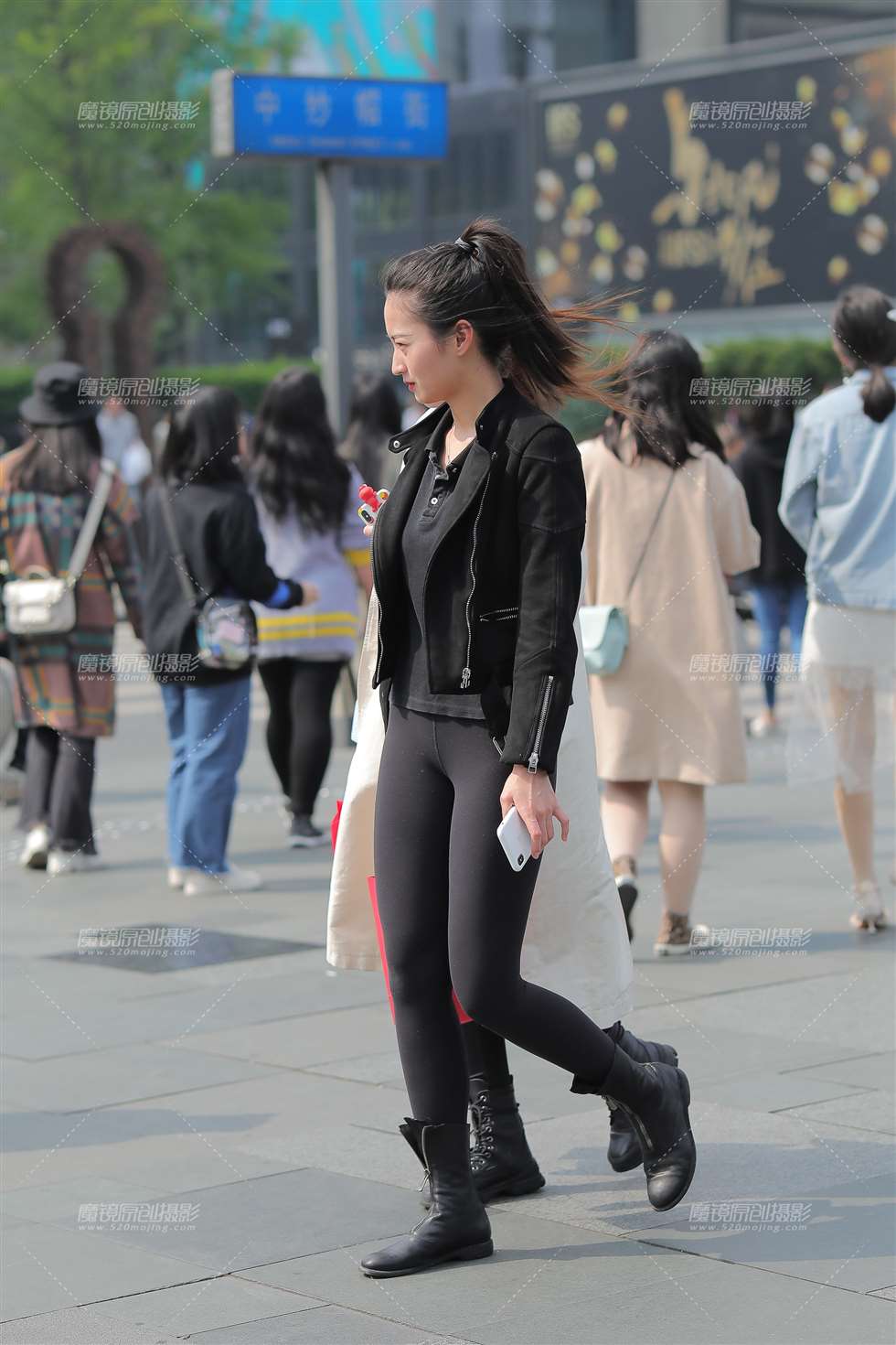 图片[1]-【凯恩赛贴】苗条美腿-街拍流行馆
