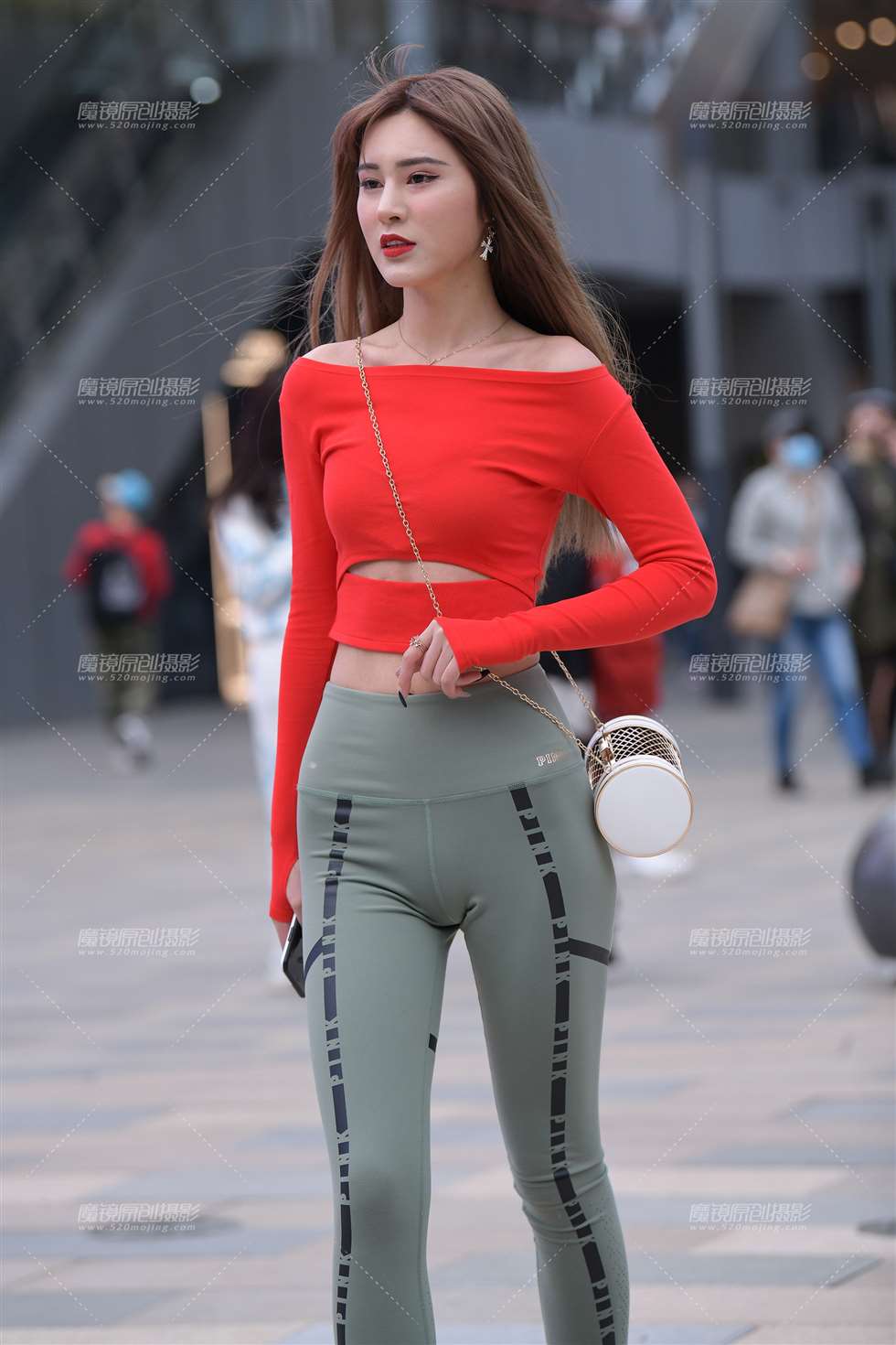 图片[5]-【街拍之魂赛帖】挎包很别致啊-街拍流行馆