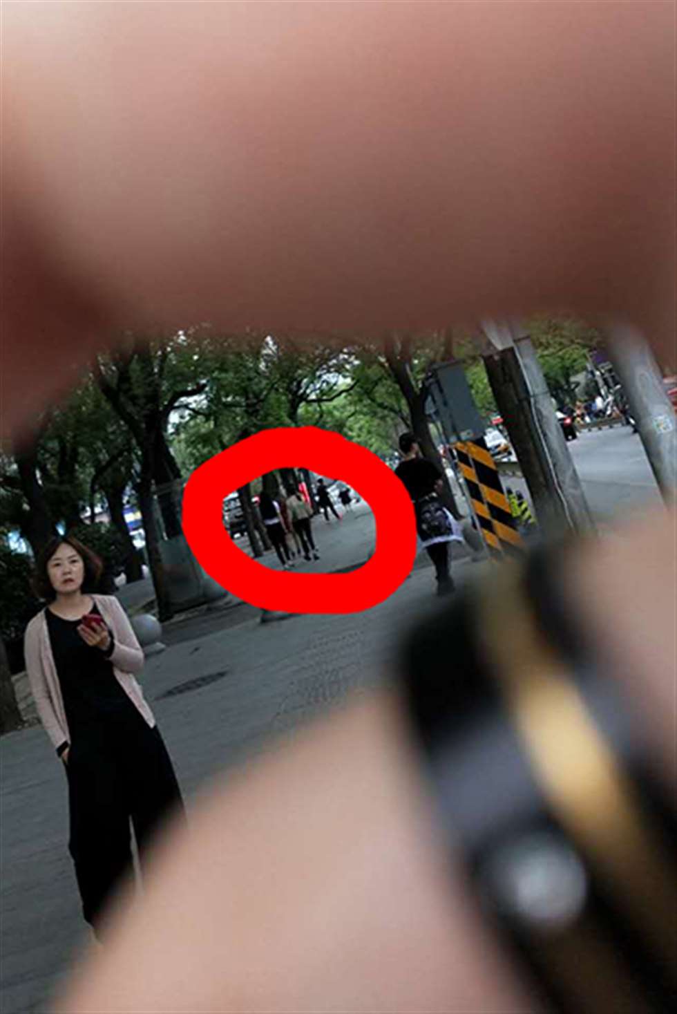图片[3]-【街拍之魂赛帖】偶遇黑色紧牛-街拍流行馆