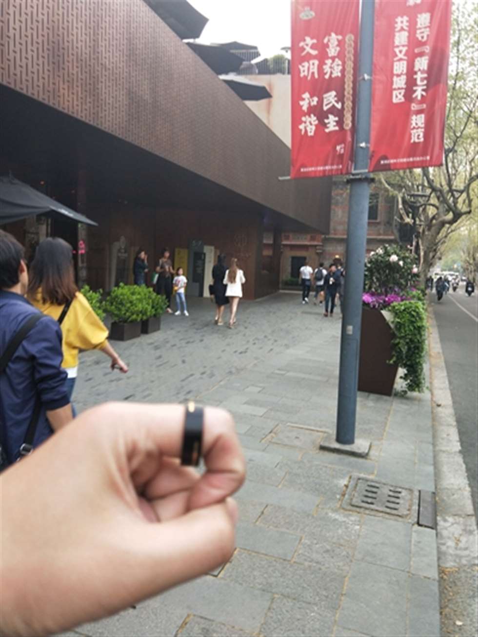 图片[3]-【欧阳幽明赛帖】性感热裤长腿美女-街拍流行馆