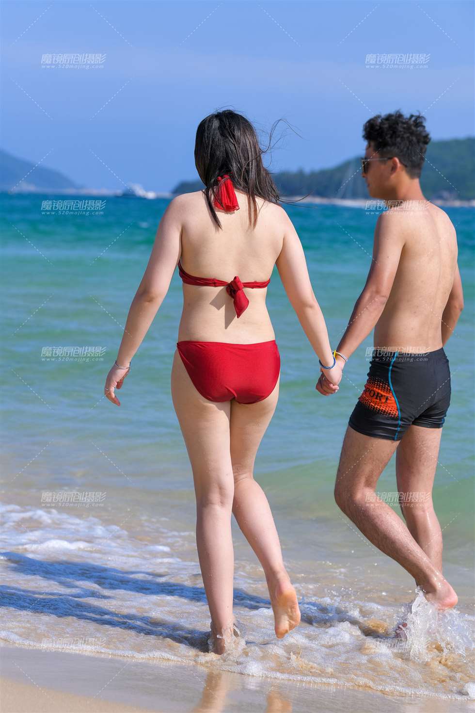 图片[2]-【久久赛帖】海边拍写真的比基尼美女-街拍流行馆