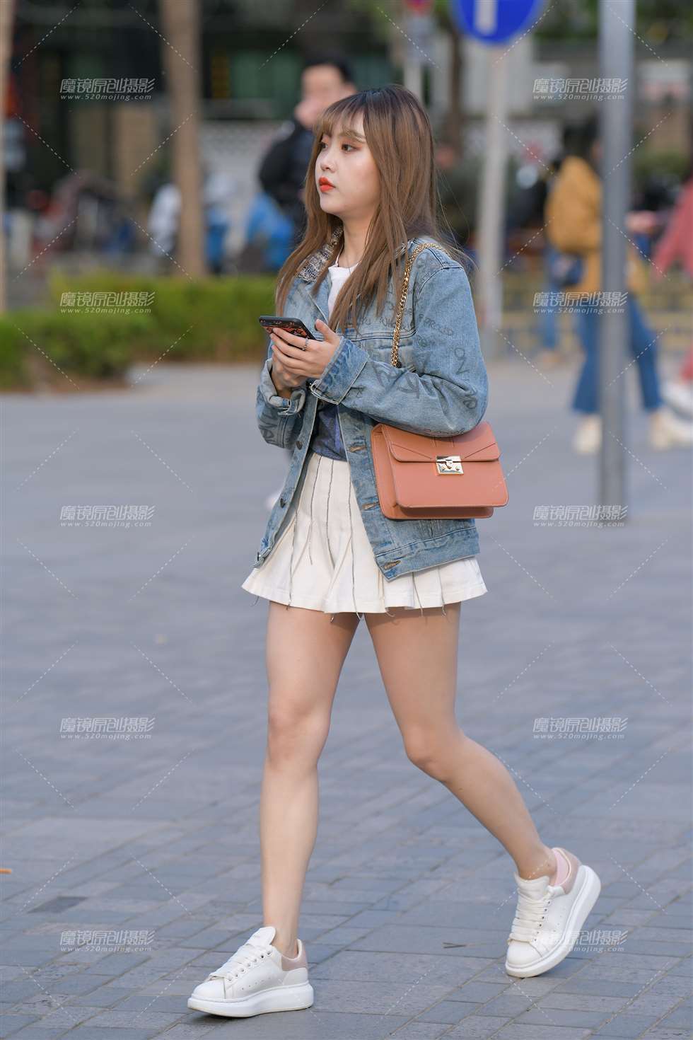 图片[5]-【红石赛帖】漂亮的短裙美女-街拍流行馆