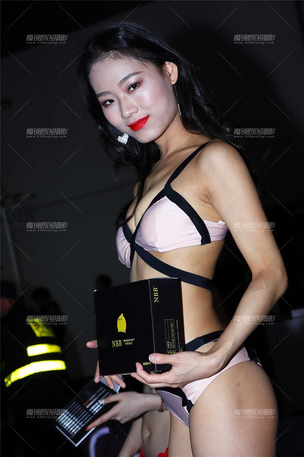 图片[5]-【Mark赛帖】粉色比基尼产品展示-街拍流行馆