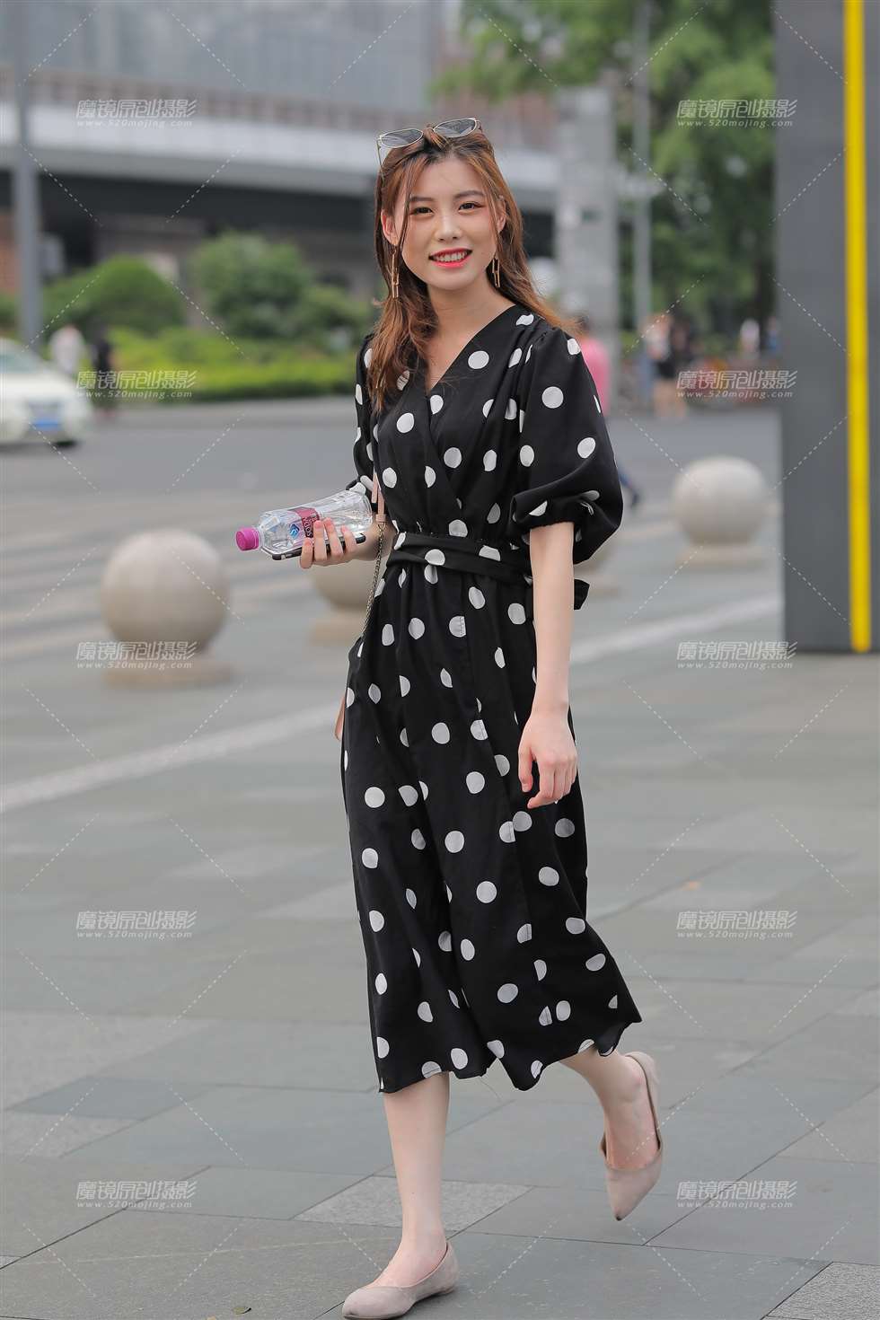 图片[1]-【凯恩赛贴】人见人爱的清纯美眉-街拍流行馆