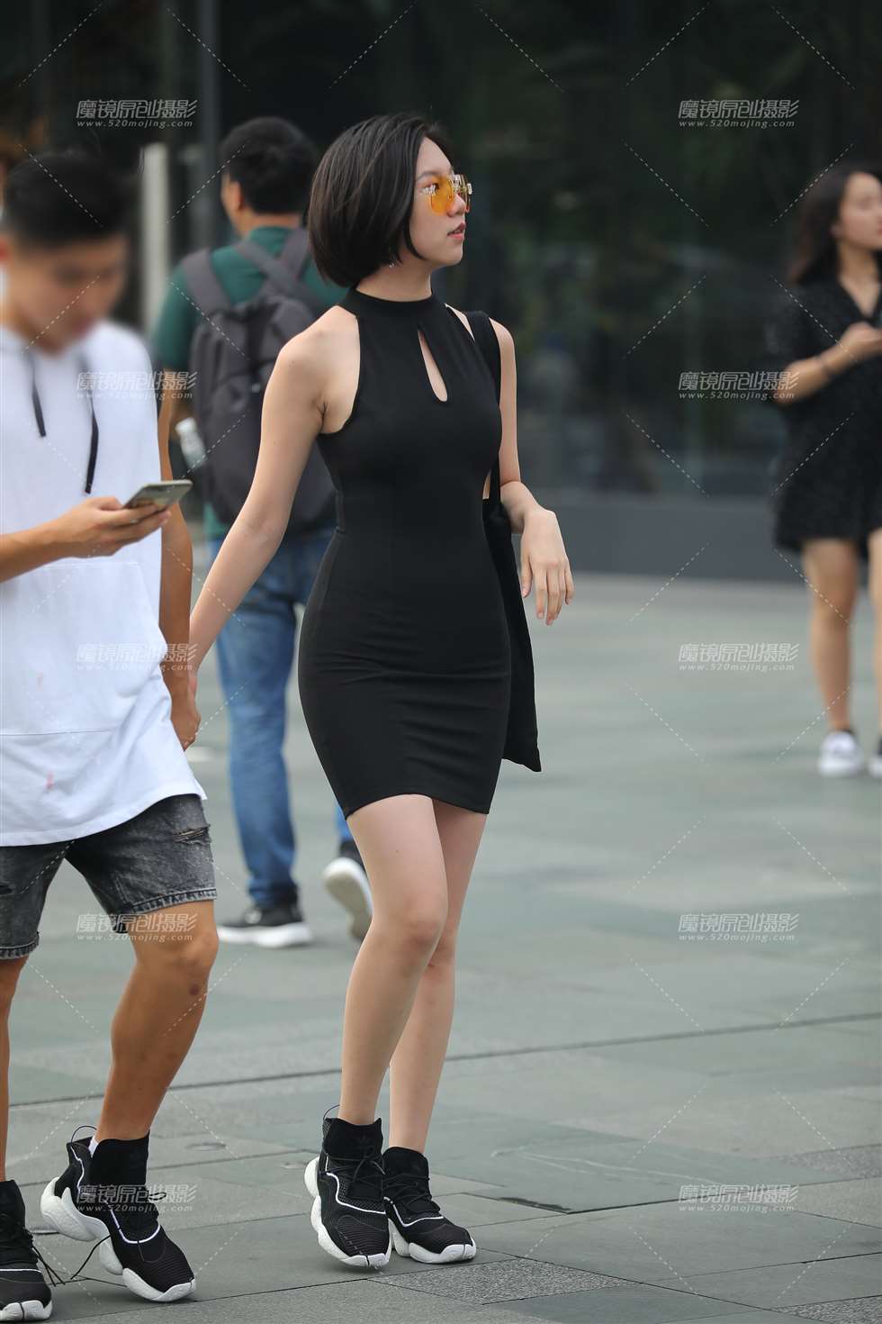 图片[5]-【凯恩赛贴】包臀曲线-街拍流行馆