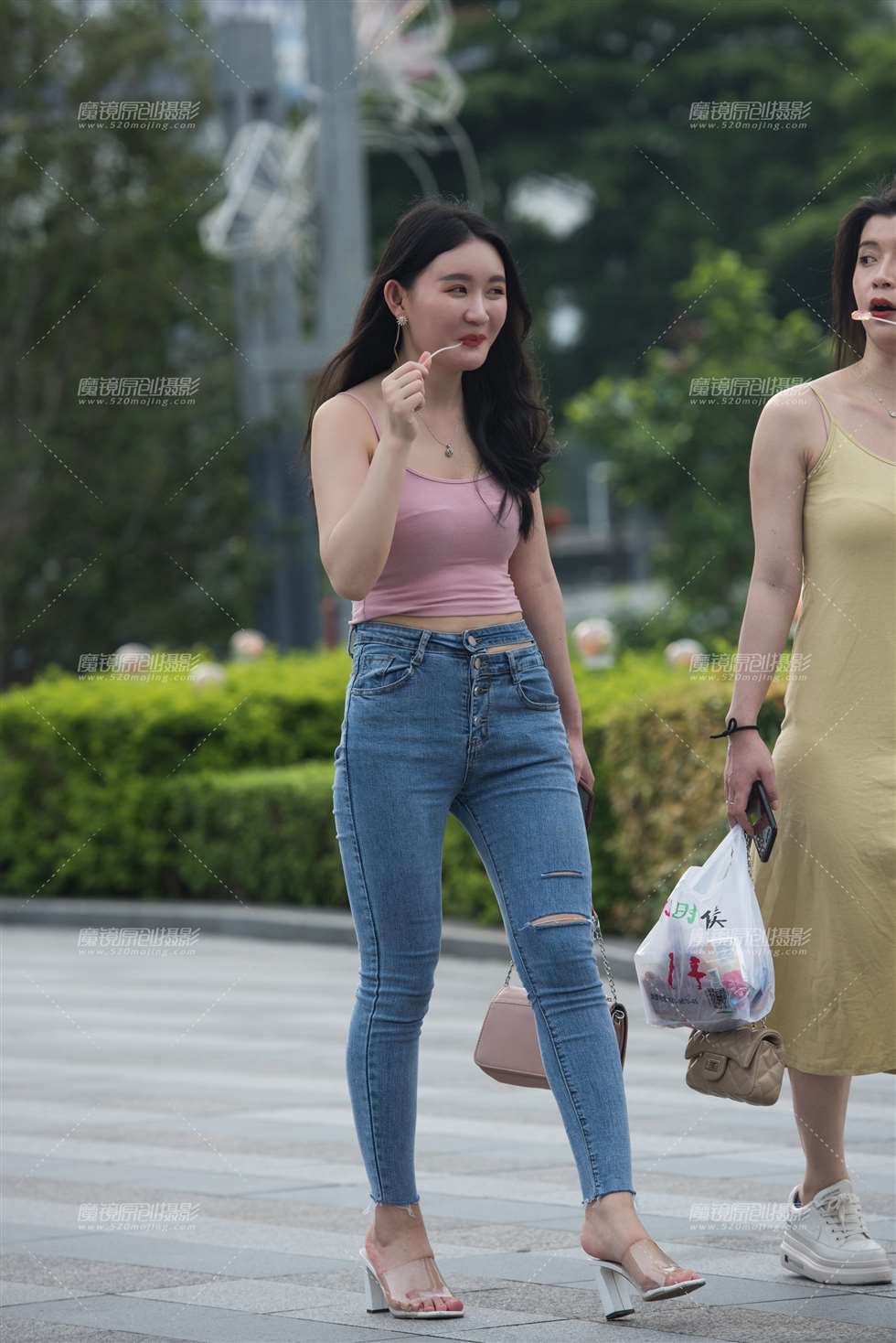 图片[5]-你喜欢吃棒棒糖吗-街拍流行馆