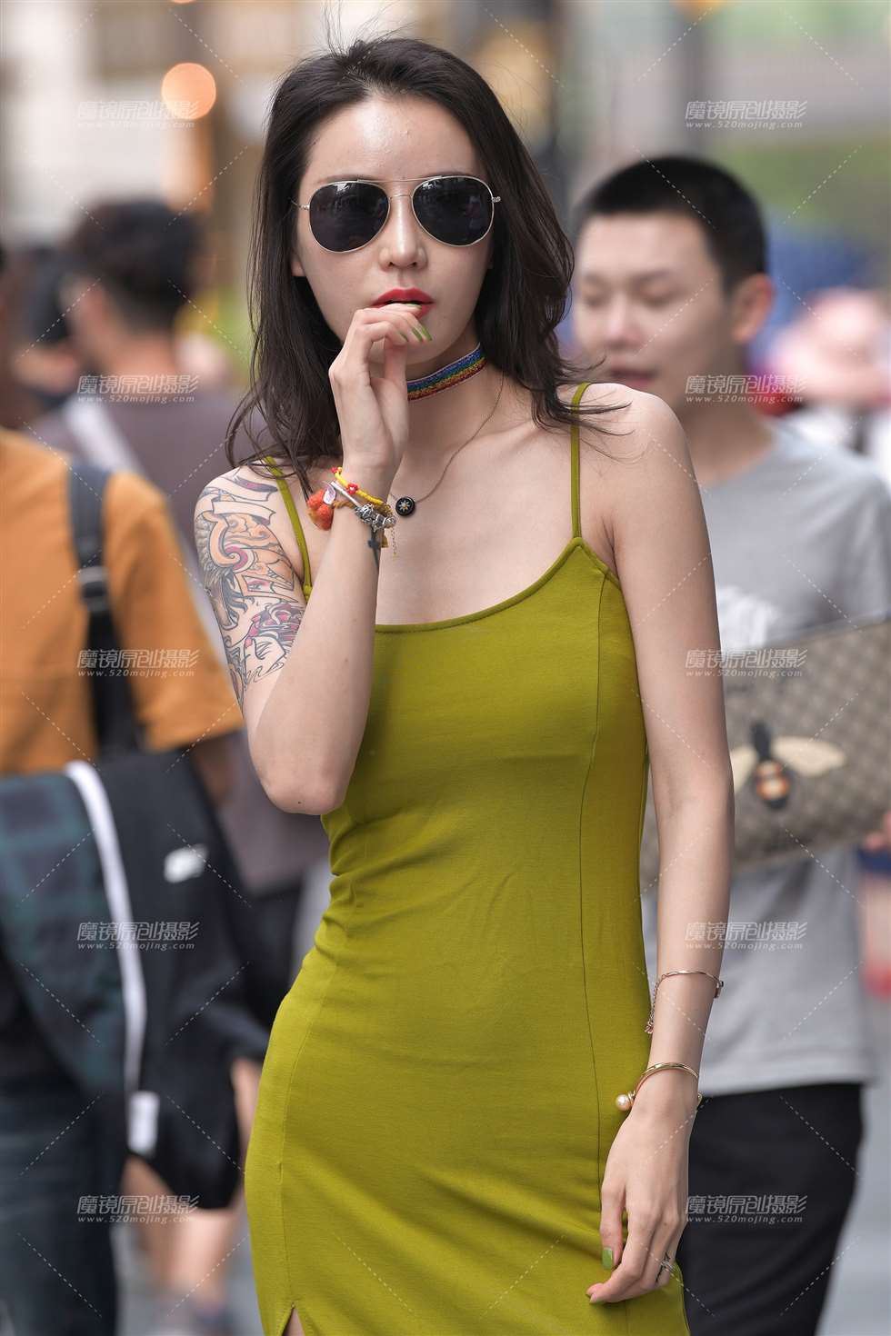 图片[5]-【视觉冲击赛贴】前凸后翘的性感美女-街拍流行馆