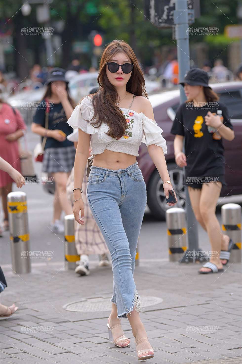 图片[4]-【街拍之魂赛帖】性感饱满紧牛-街拍流行馆