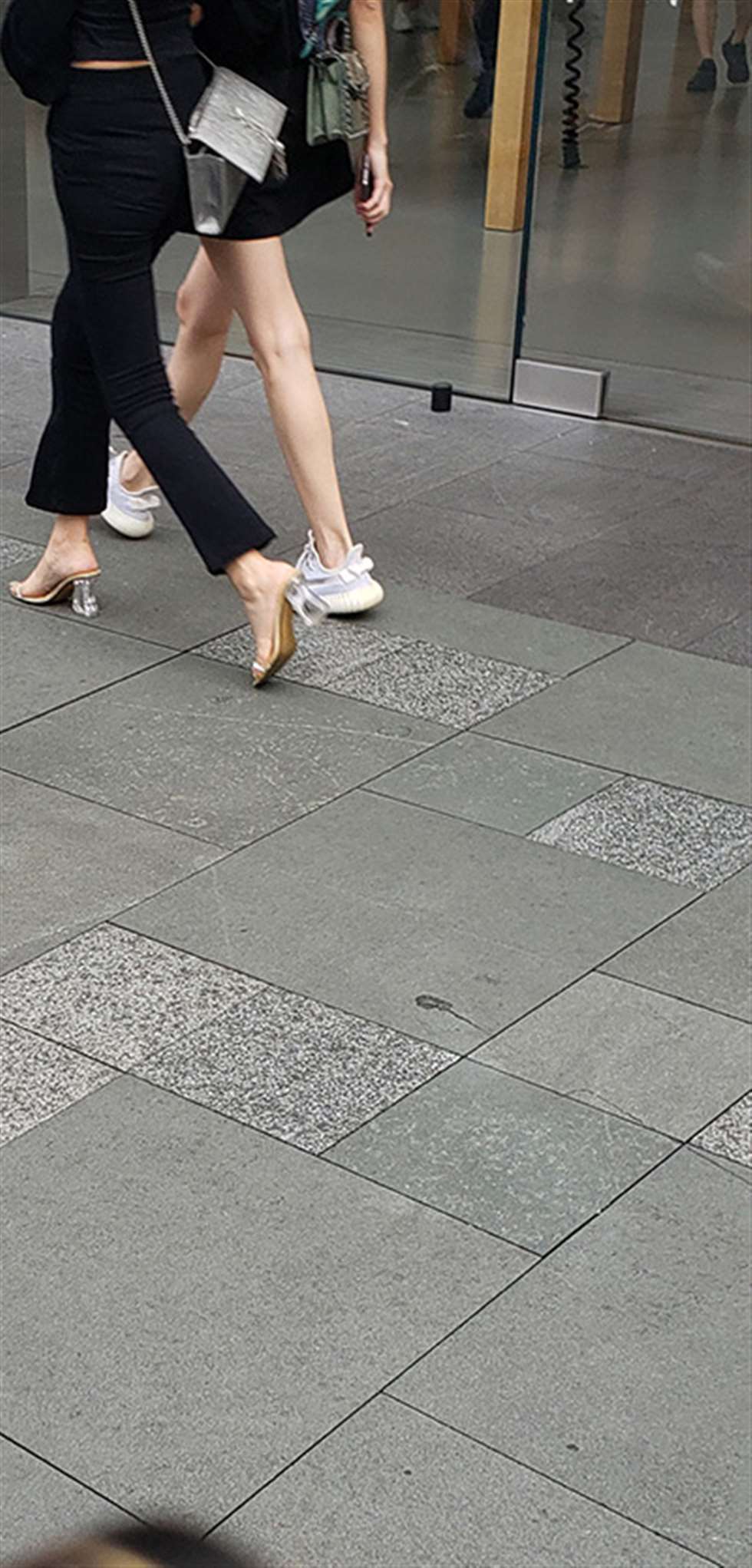图片[3]-【凯恩赛贴】紧牛淑女气质-街拍流行馆