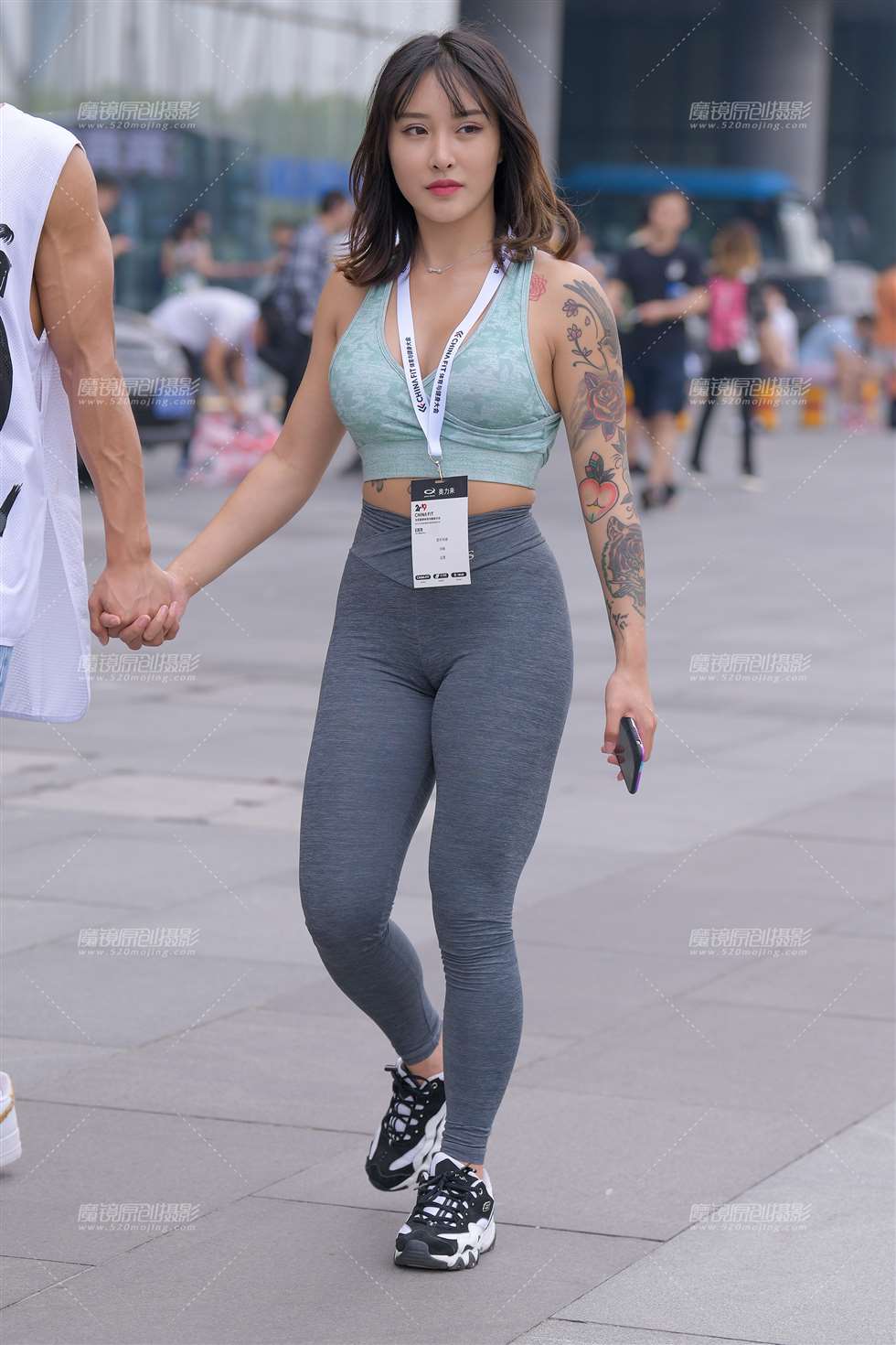 图片[5]-【红石赛帖】美女身材真好-街拍流行馆