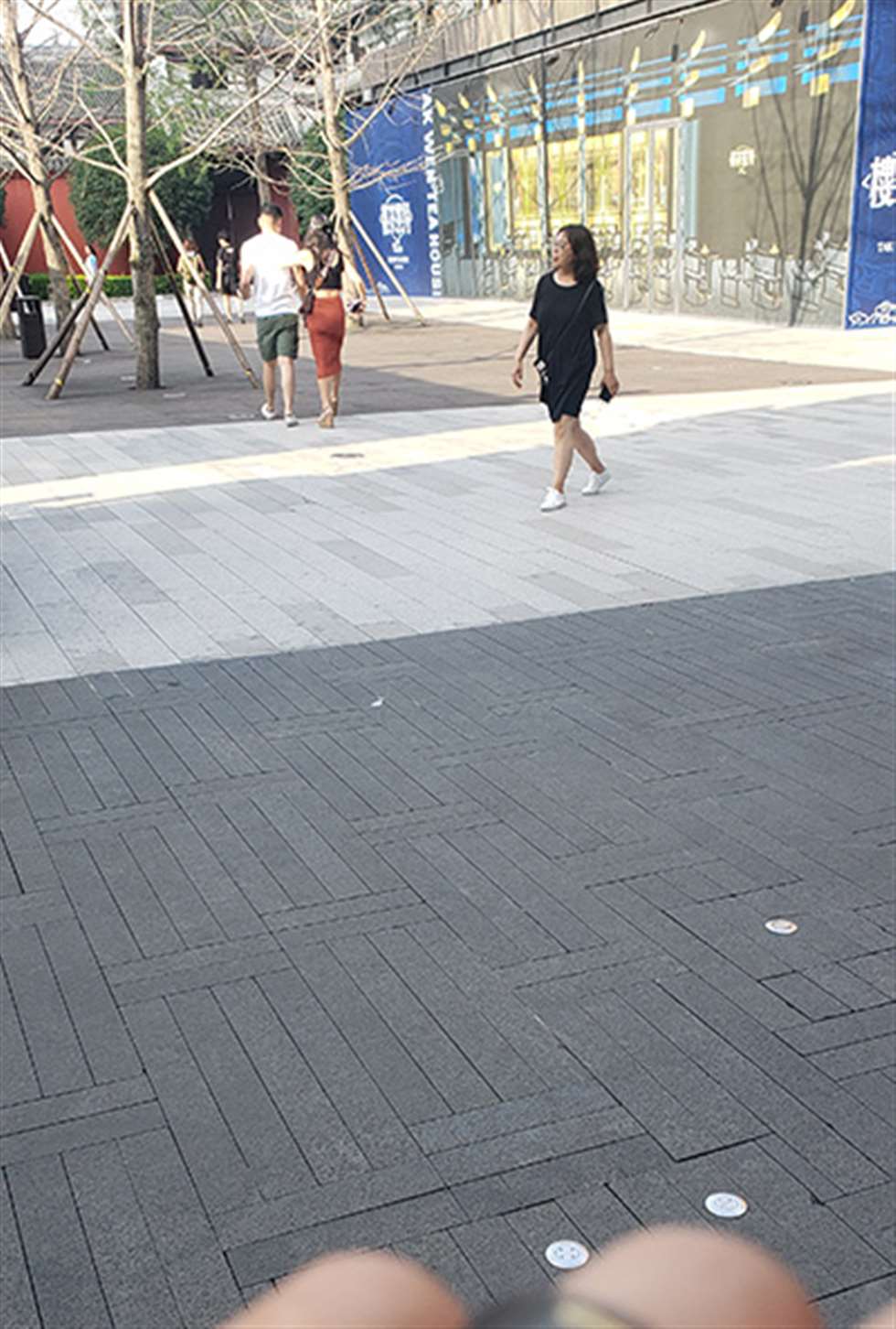 图片[3]-【凯恩赛贴】性感包臀裙-街拍流行馆