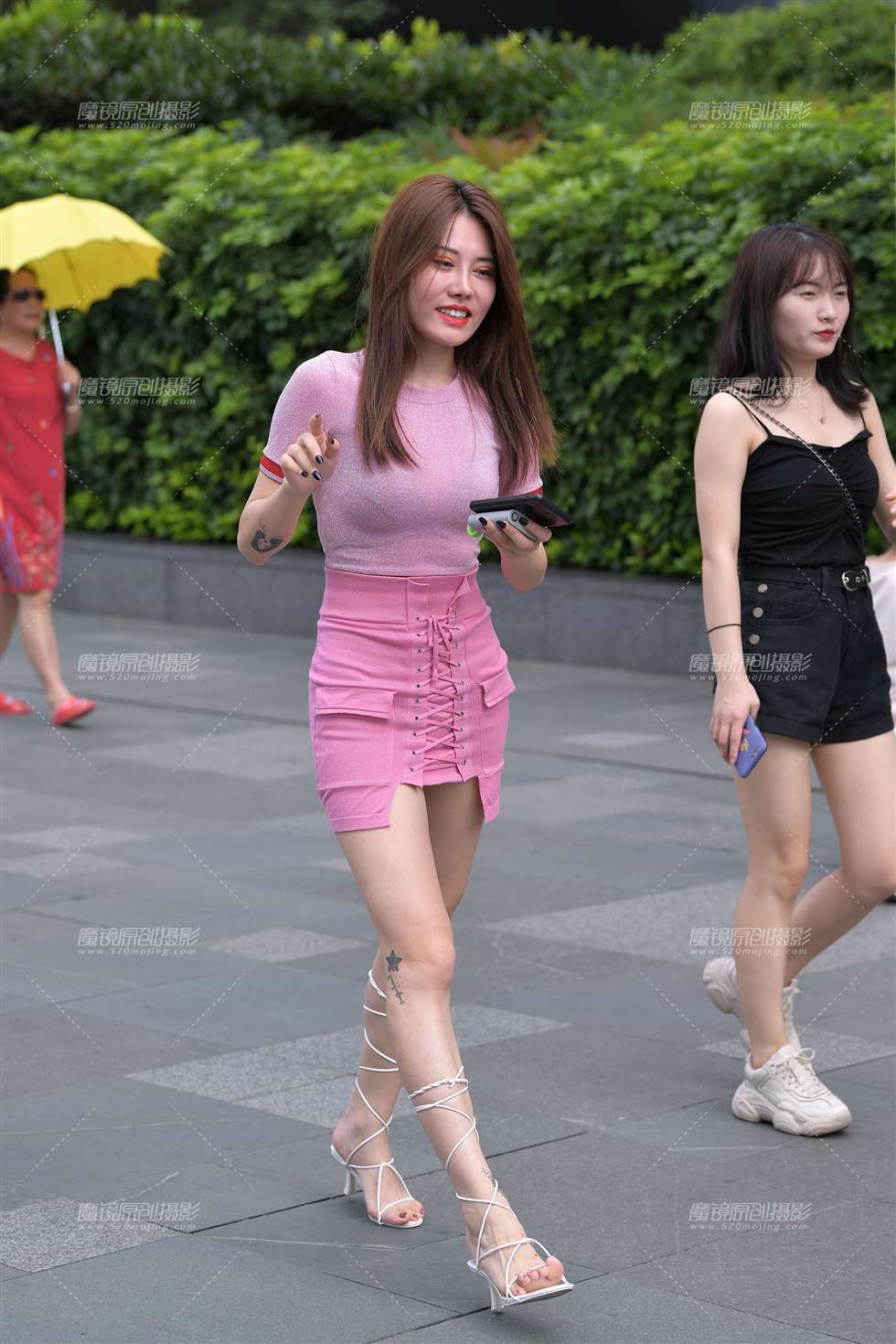 图片[5]-【视觉冲击赛贴】性感包臀裙小姐姐-街拍流行馆