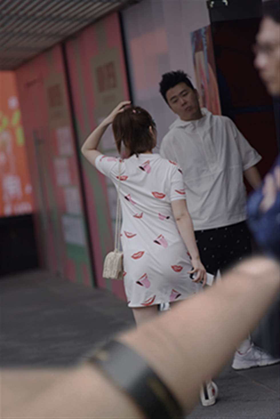 图片[3]-【咔喳赛贴】红唇-街拍流行馆