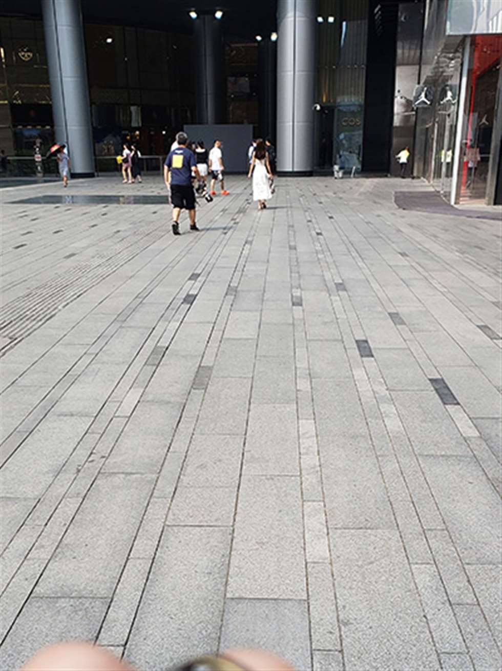 图片[3]-【凯恩赛贴】漂亮女孩-街拍流行馆