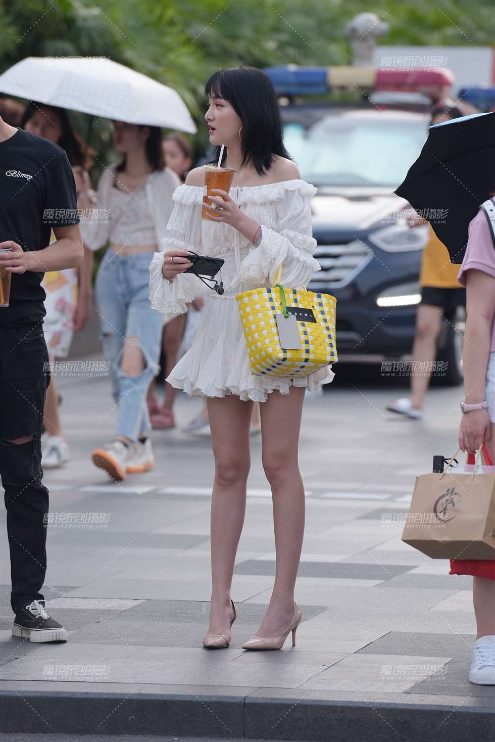 图片[5]-【慕容笙赛贴】过马路的美女-街拍流行馆