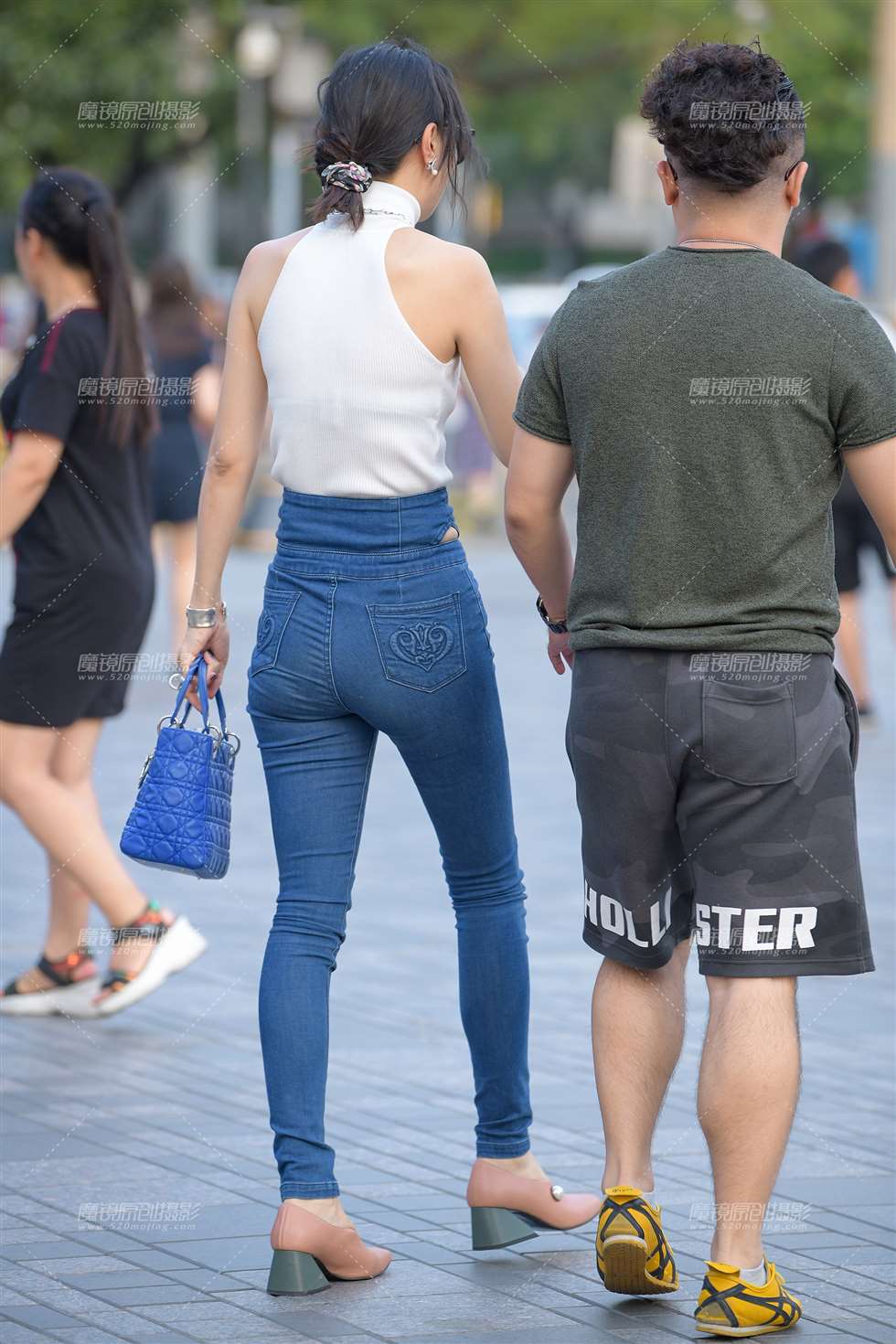 图片[4]-【街拍之魂赛帖】蓝色紧牛**-街拍流行馆
