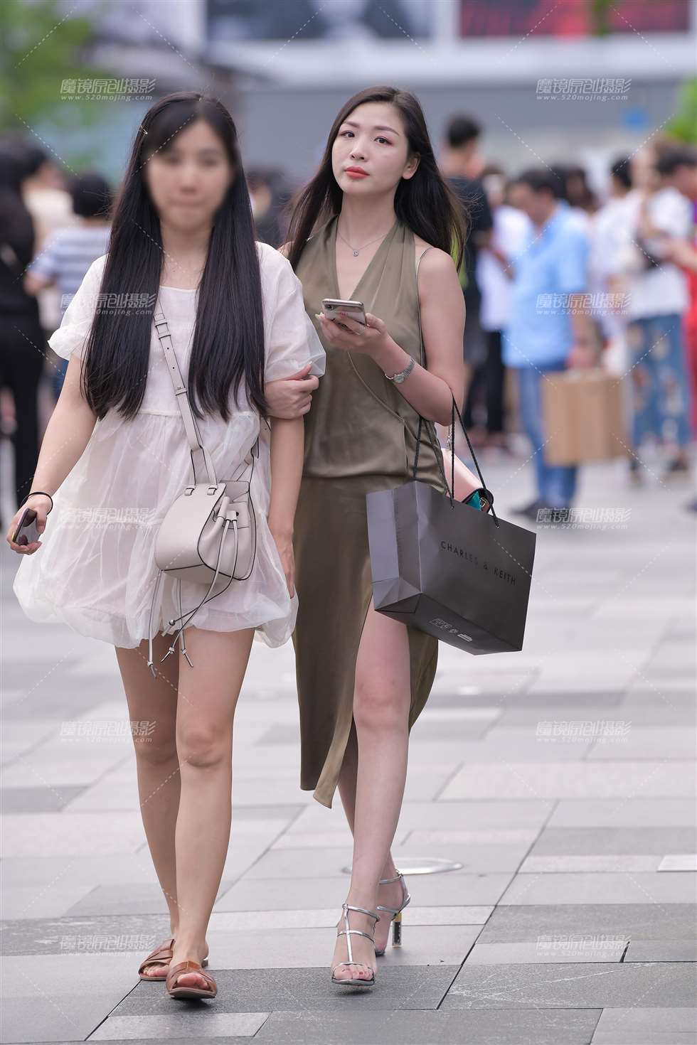 图片[1]-【视觉冲击赛贴】性感美女**-街拍流行馆