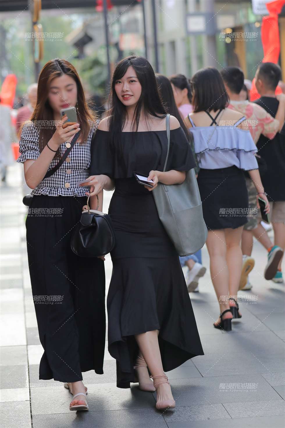 图片[4]-【凯恩赛贴】圆润-街拍流行馆