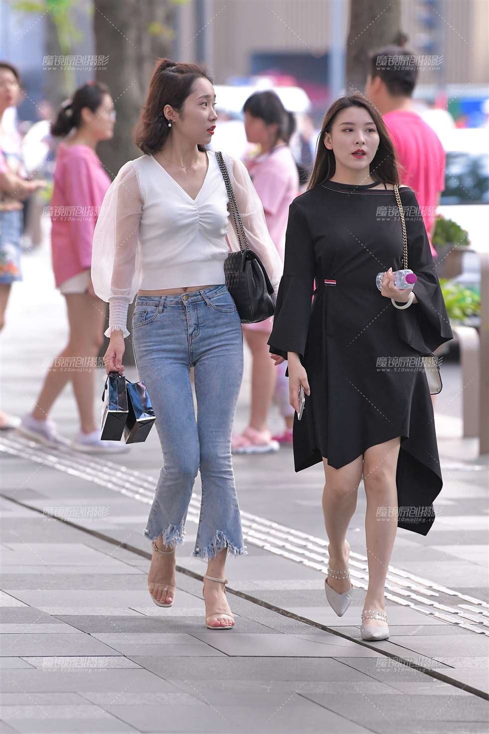 图片[5]-【视觉冲击赛贴】这个紧牛小姐姐~没令我失望-街拍流行馆