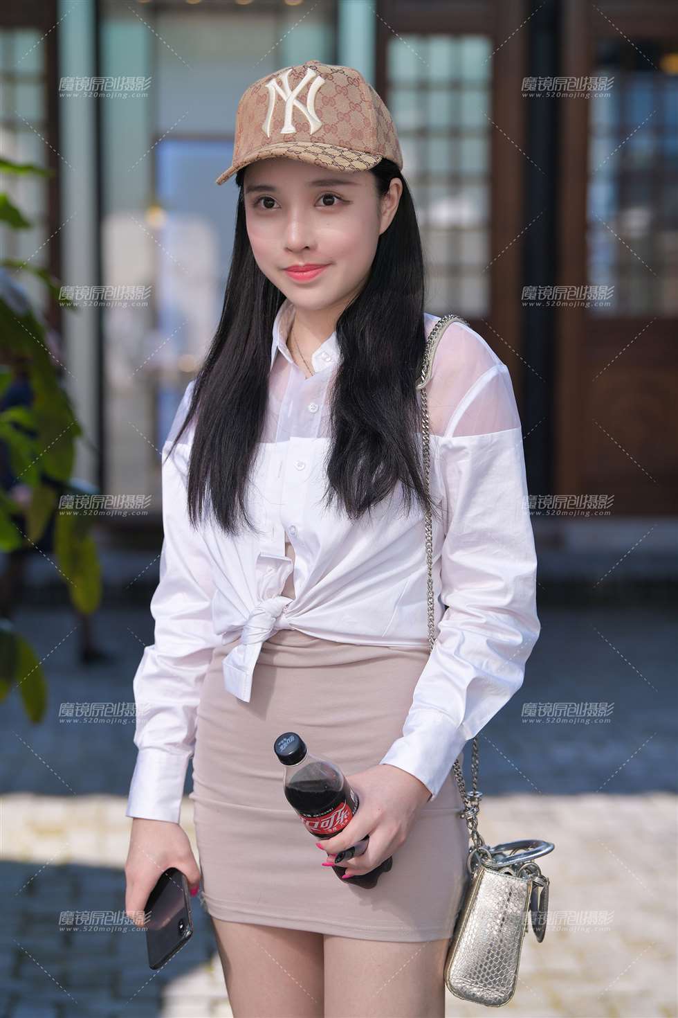 图片[1]-【视觉冲击赛贴】性感包臀裙，长腿小姐姐-街拍流行馆