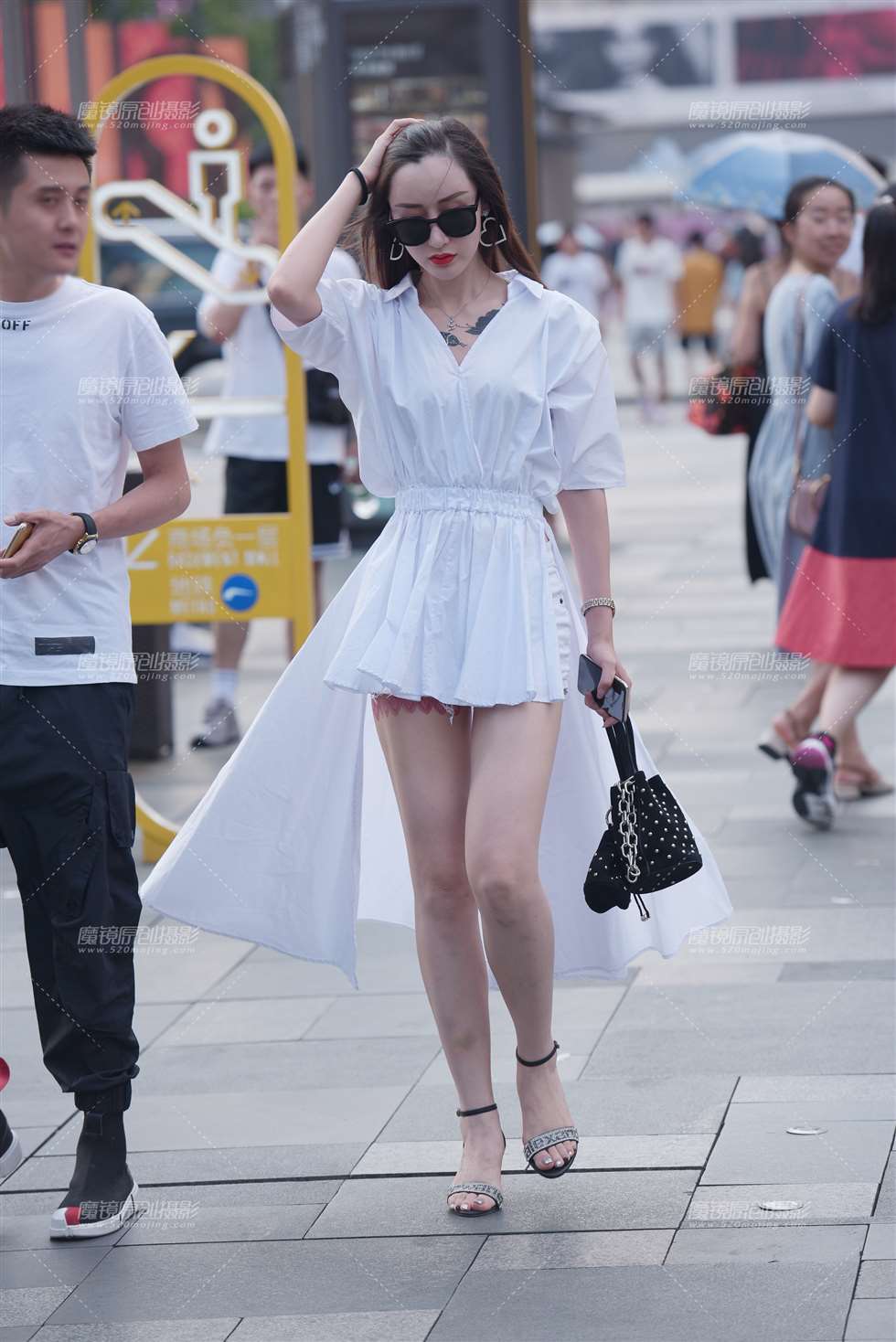图片[1]-【慕容笙赛贴】高跟长腿美女-街拍流行馆