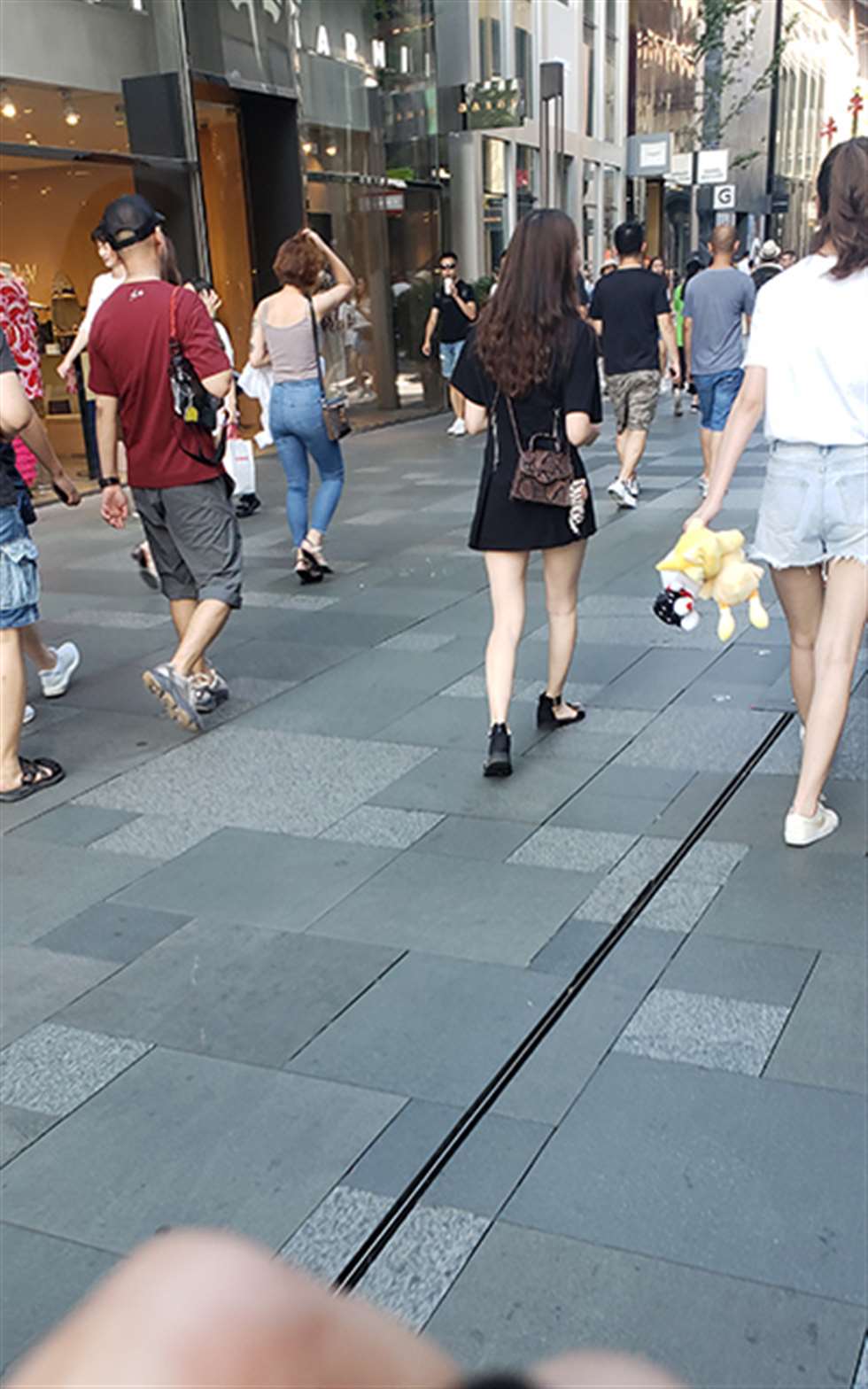 图片[3]-【凯恩赛贴】紧牛-街拍流行馆