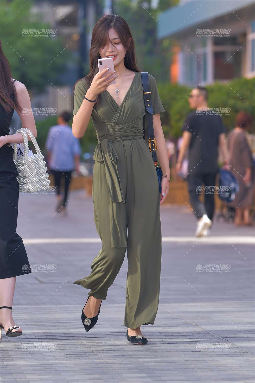 图片[5]-【红石赛帖】两个时尚美女-街拍流行馆