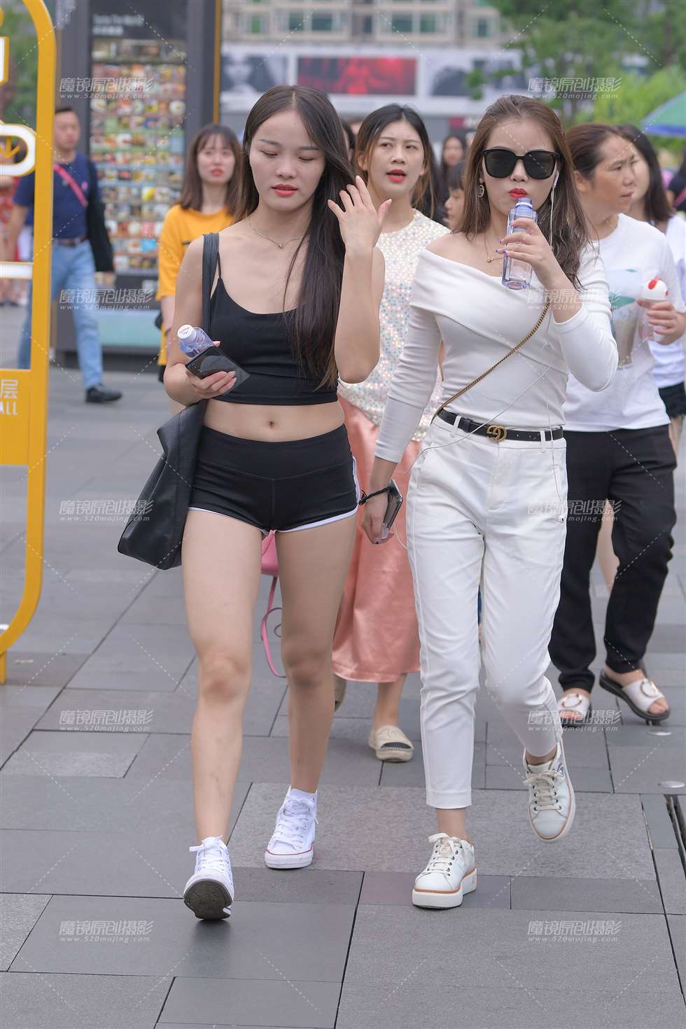 图片[4]-【视觉冲击赛贴】运动de气息，小白鞋好看-街拍流行馆