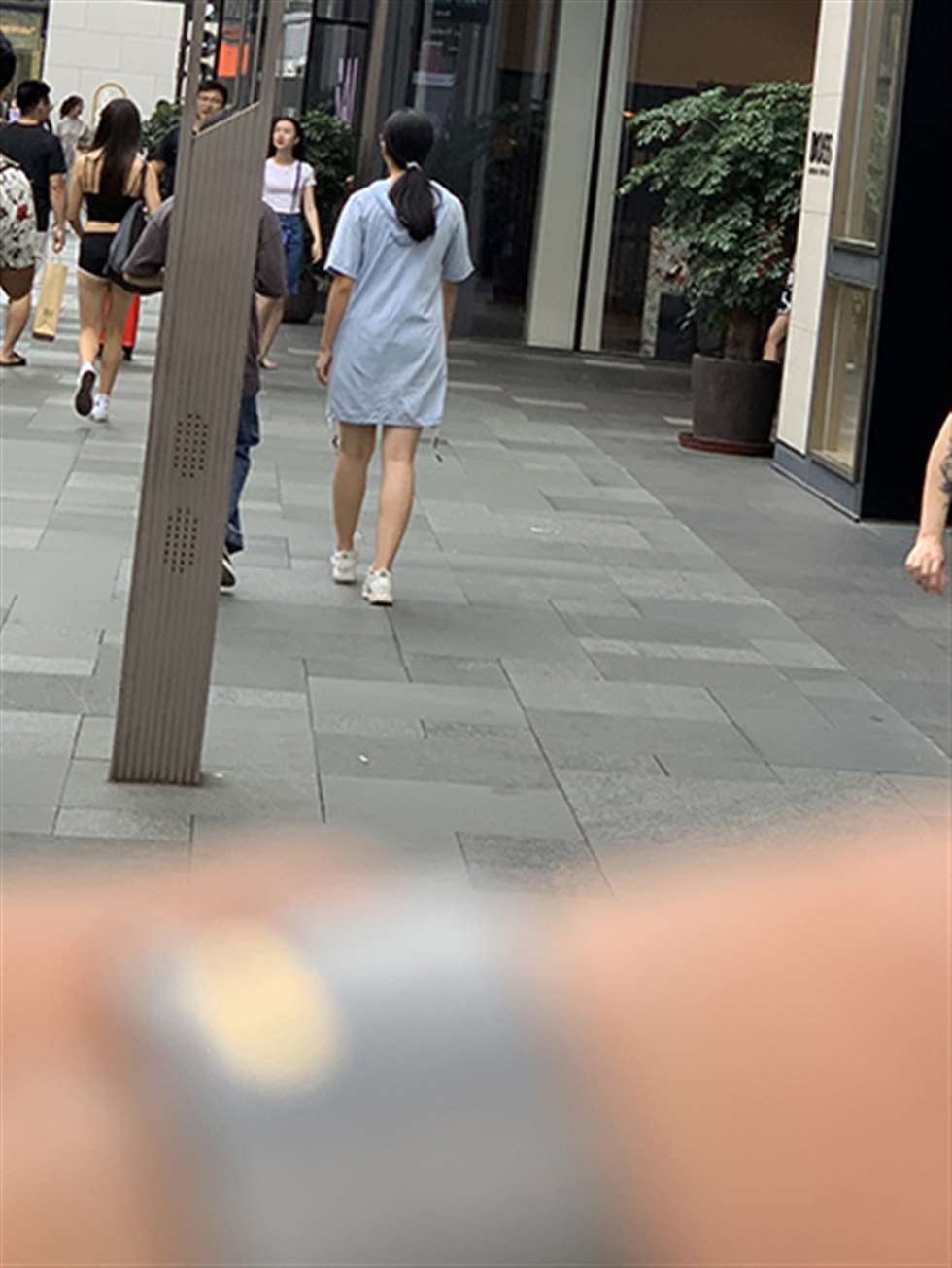 图片[3]-【视觉冲击赛贴】运动de气息，小白鞋好看-街拍流行馆