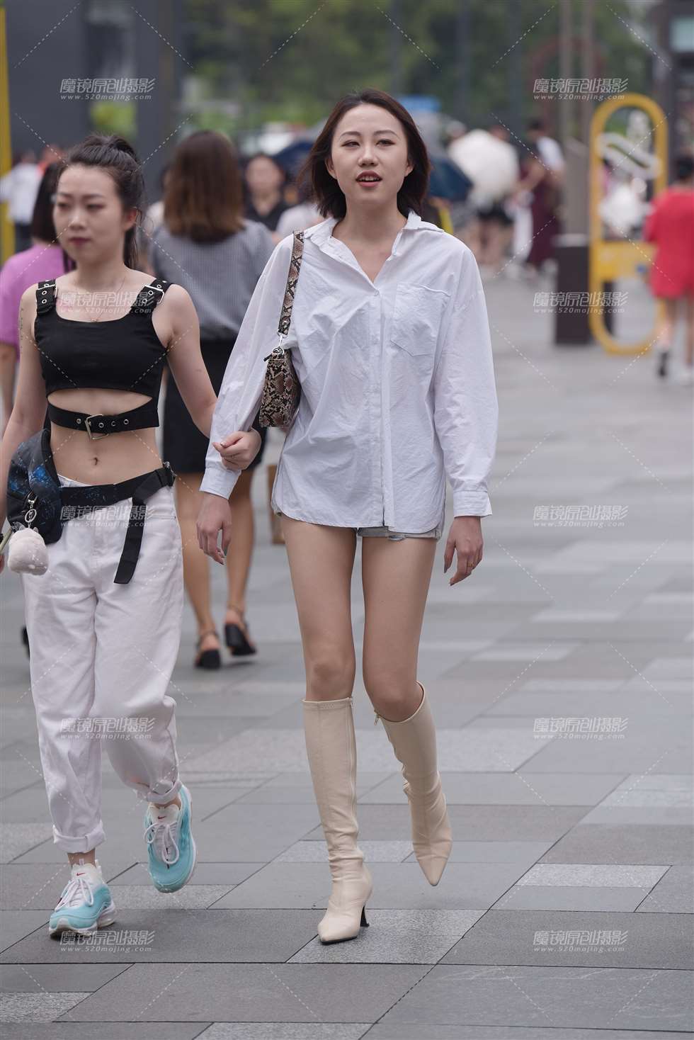 图片[1]-【慕容笙赛贴】这腿好白-街拍流行馆