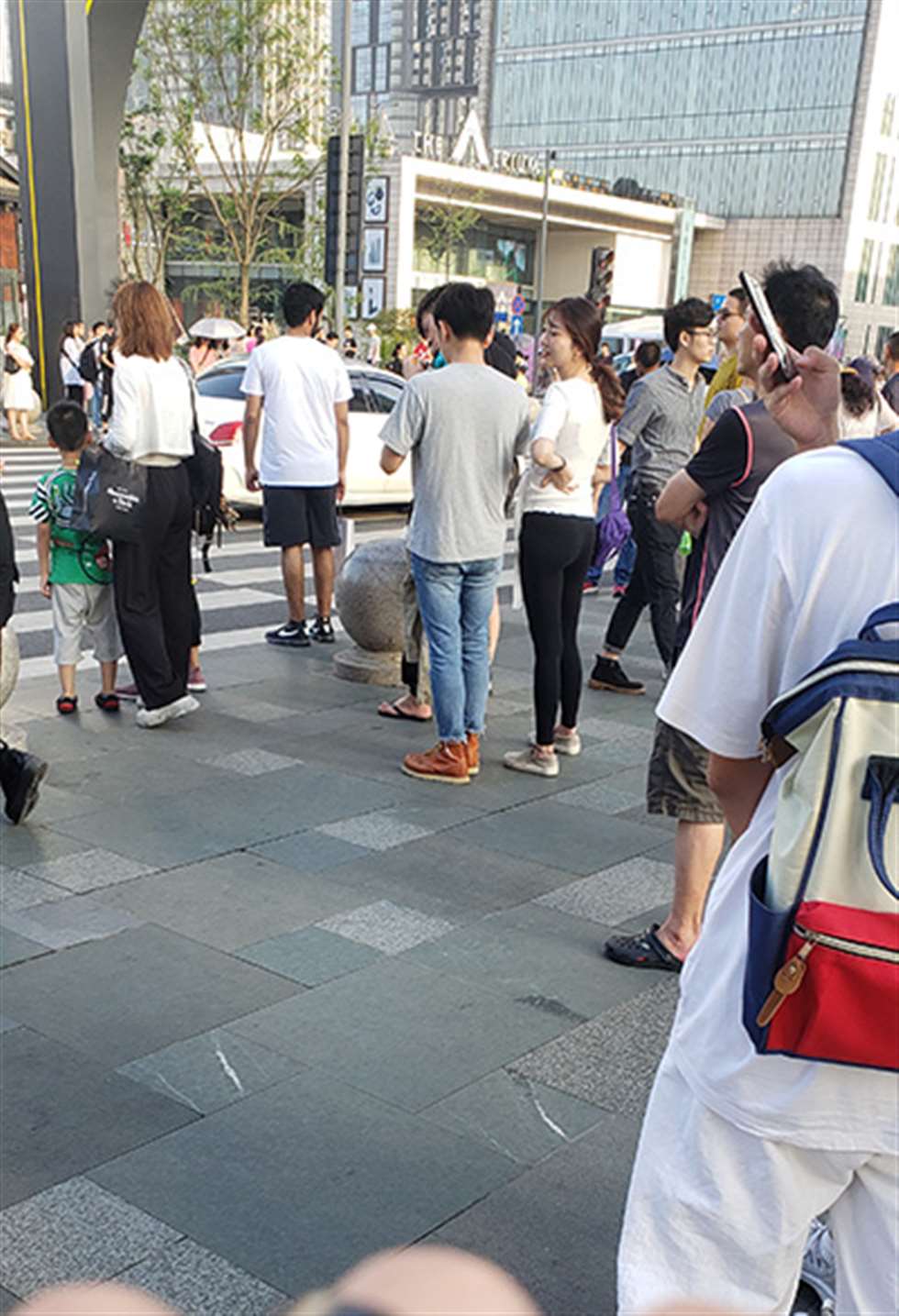 图片[3]-【凯恩赛贴】紧身裤-街拍流行馆