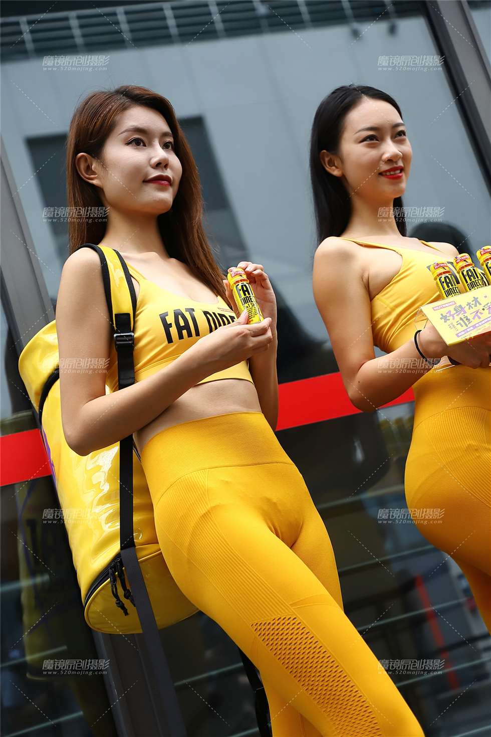 图片[1]-健身黄衣美女2-街拍流行馆