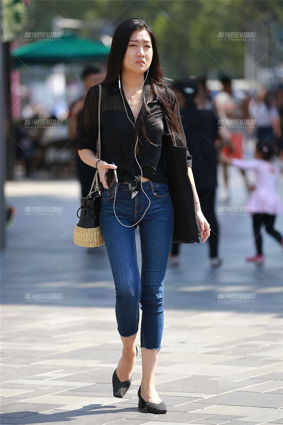 图片[4]-牛仔裤美女-街拍流行馆