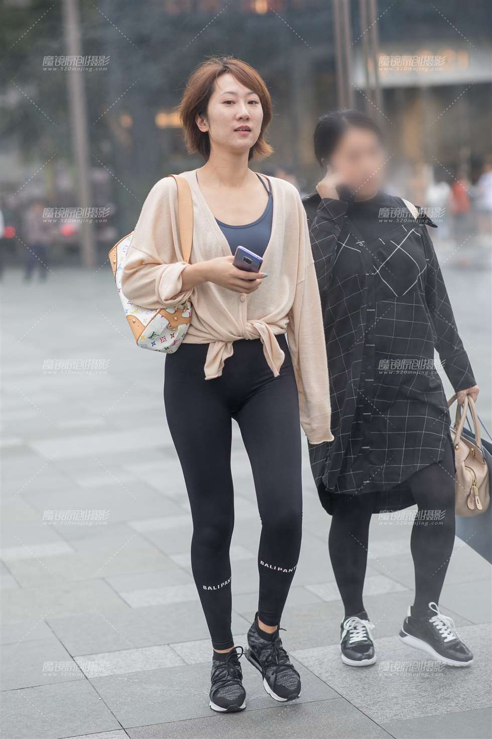 图片[1]-【凯恩赛贴】紧身运动裤-街拍流行馆