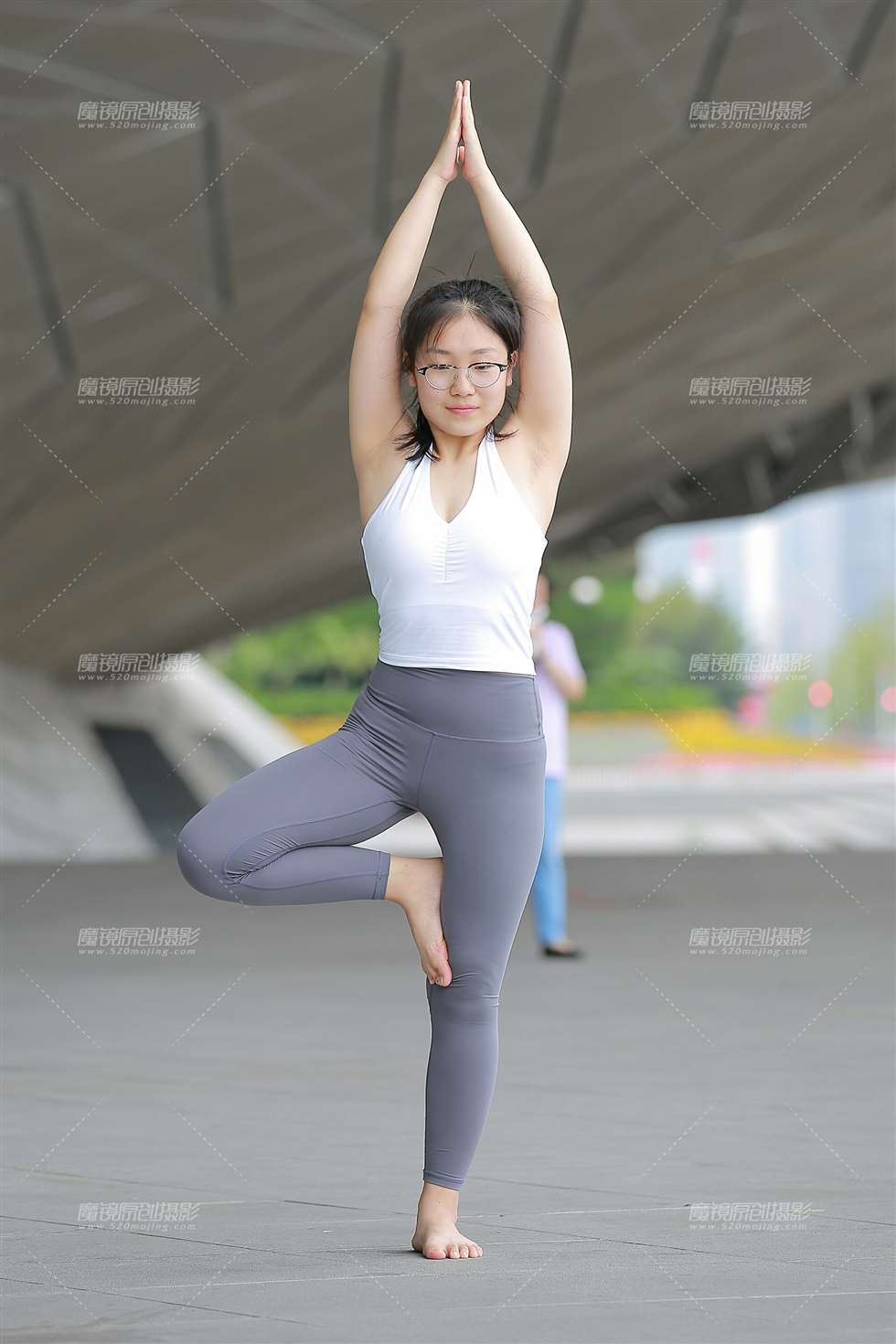 图片[5]-两个瑜伽服学妹-街拍流行馆