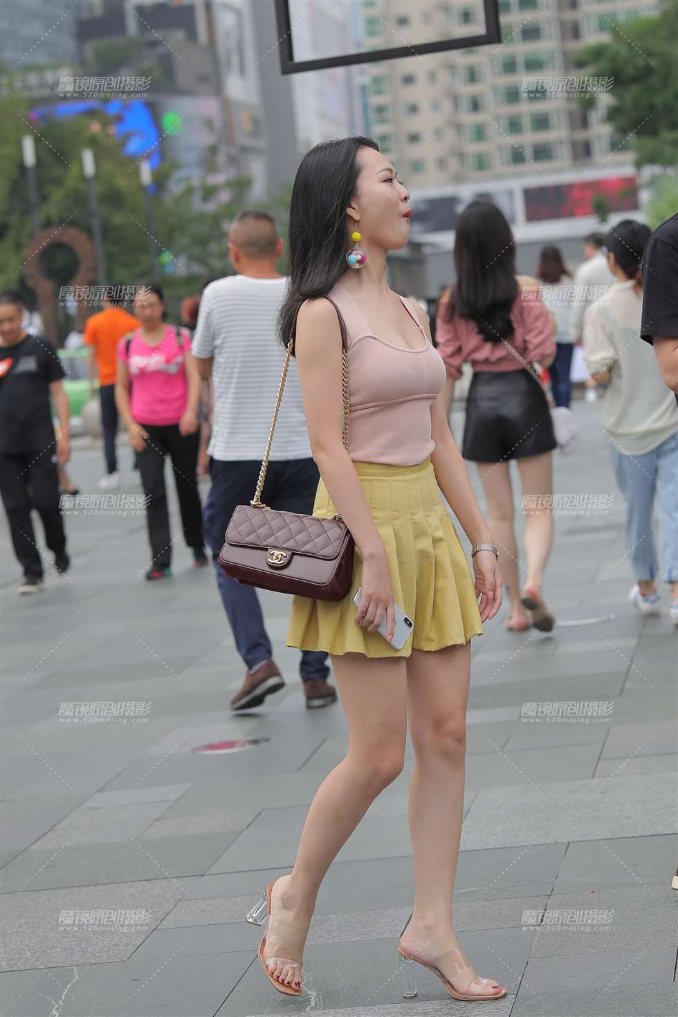图片[4]-【凯恩赛贴】百褶裙美女-街拍流行馆
