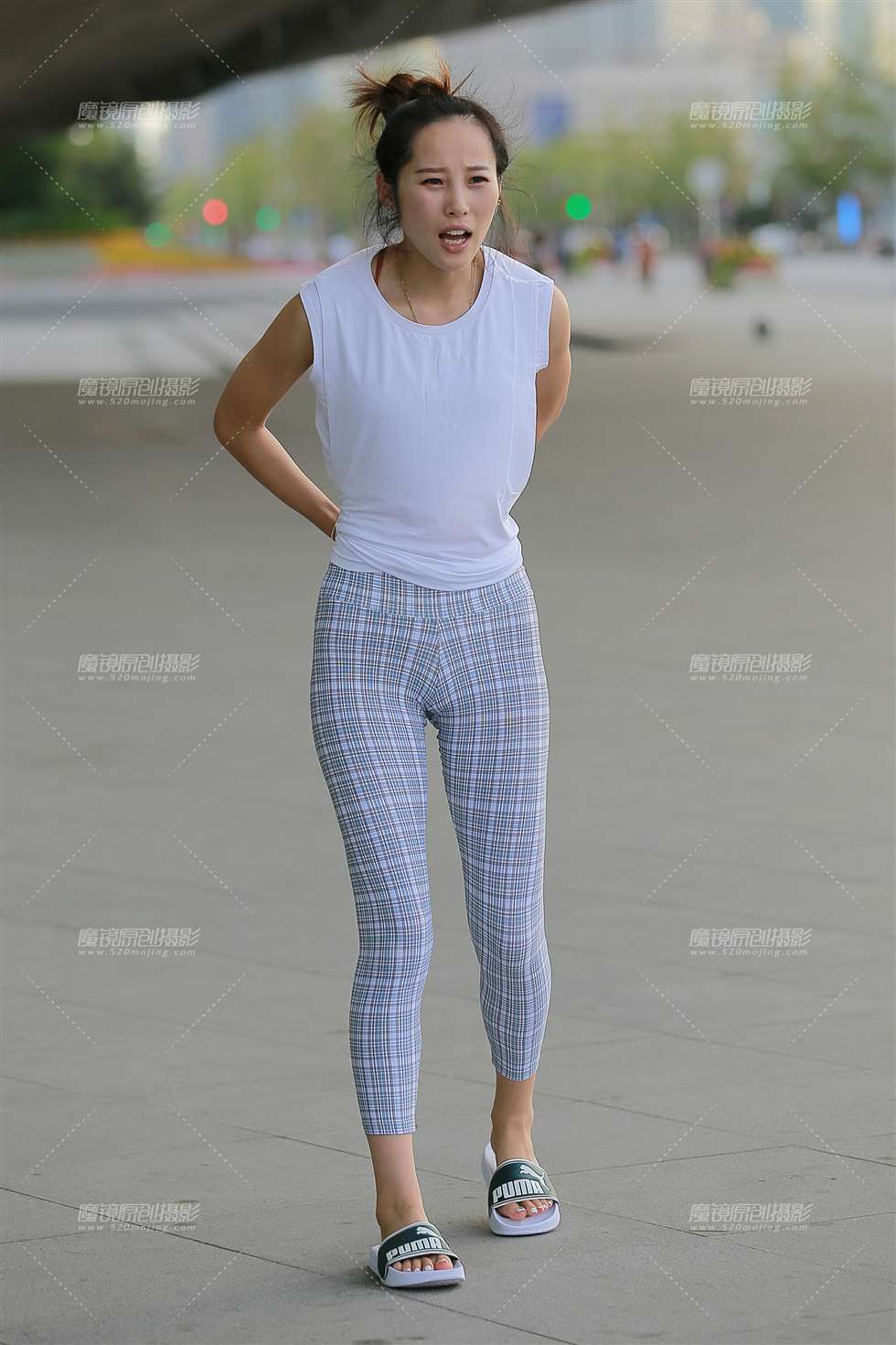 图片[3]-格格瑜伽裤美女-街拍流行馆