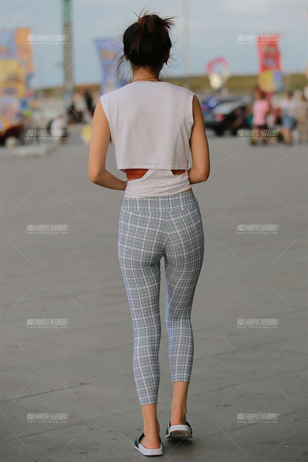 图片[2]-格格瑜伽裤美女-街拍流行馆