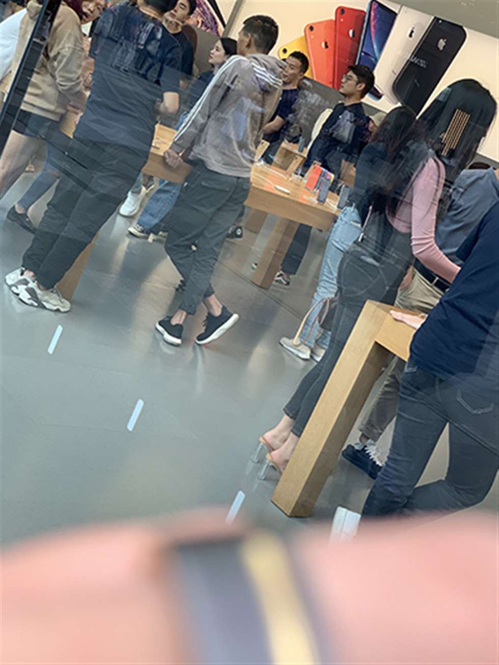 图片[3]-【视觉冲击赛贴】追了一公里的连体蜜桃裤美**-街拍流行馆