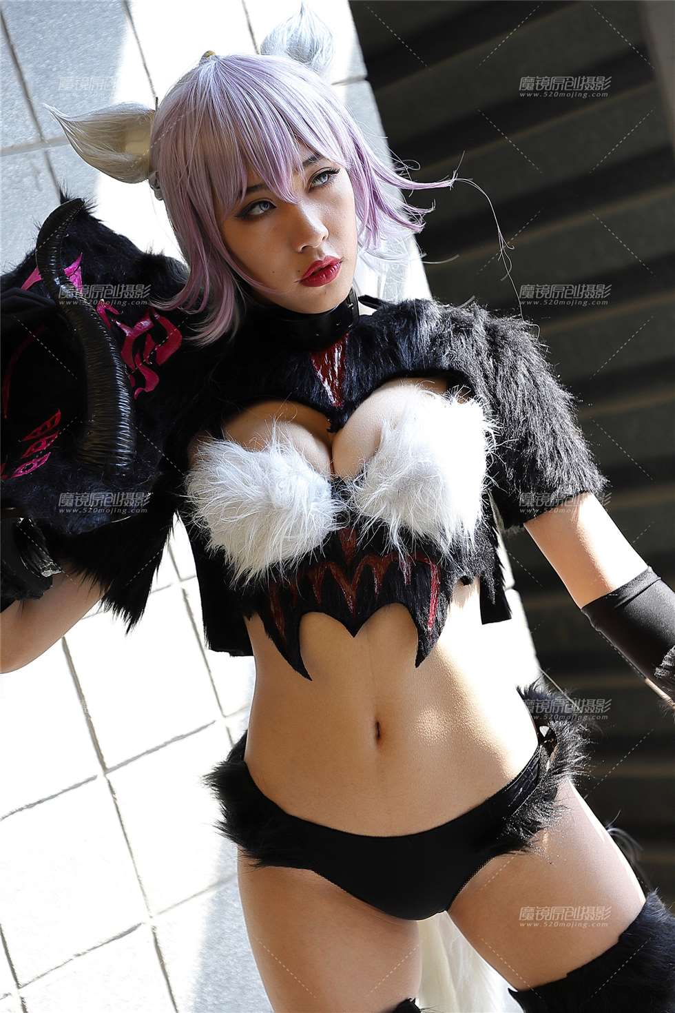 图片[1]-性感妖兽cosplay-街拍流行馆