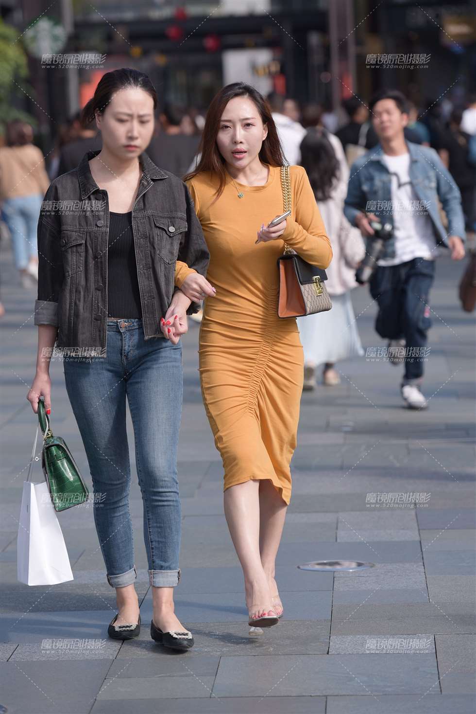图片[1]-【慕容笙赛贴】包臀裙**-街拍流行馆