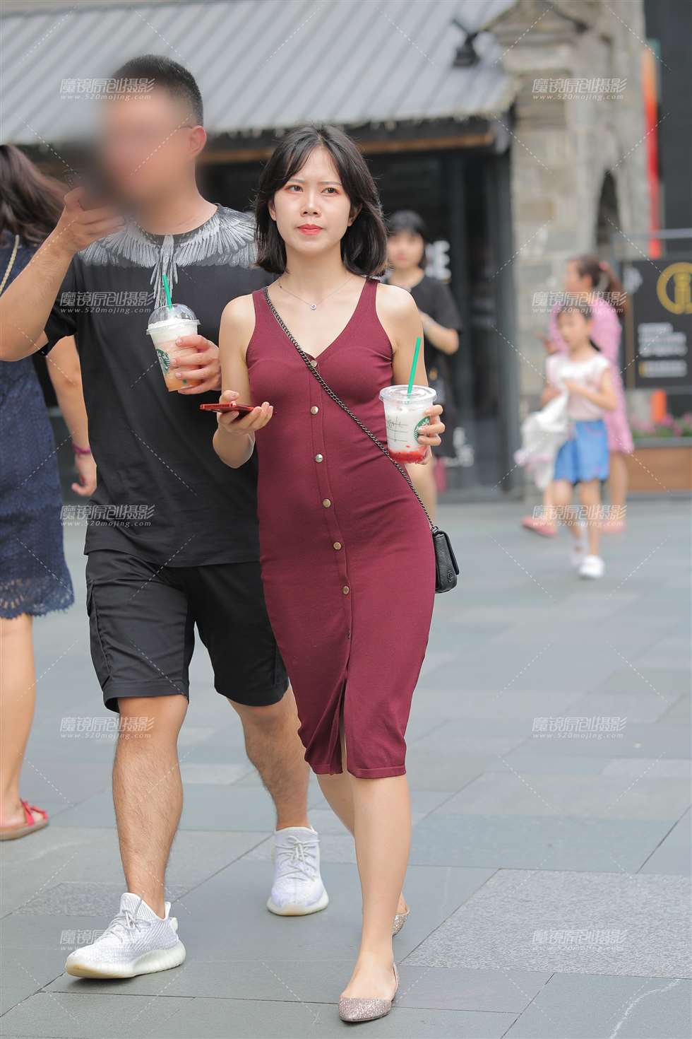 图片[4]-【凯恩赛贴】修身翘臀小妹-街拍流行馆