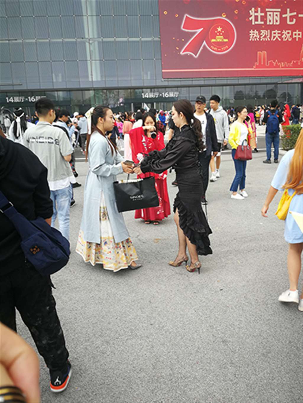 图片[3]-【慕容笙赛贴】网袜高跟**-街拍流行馆