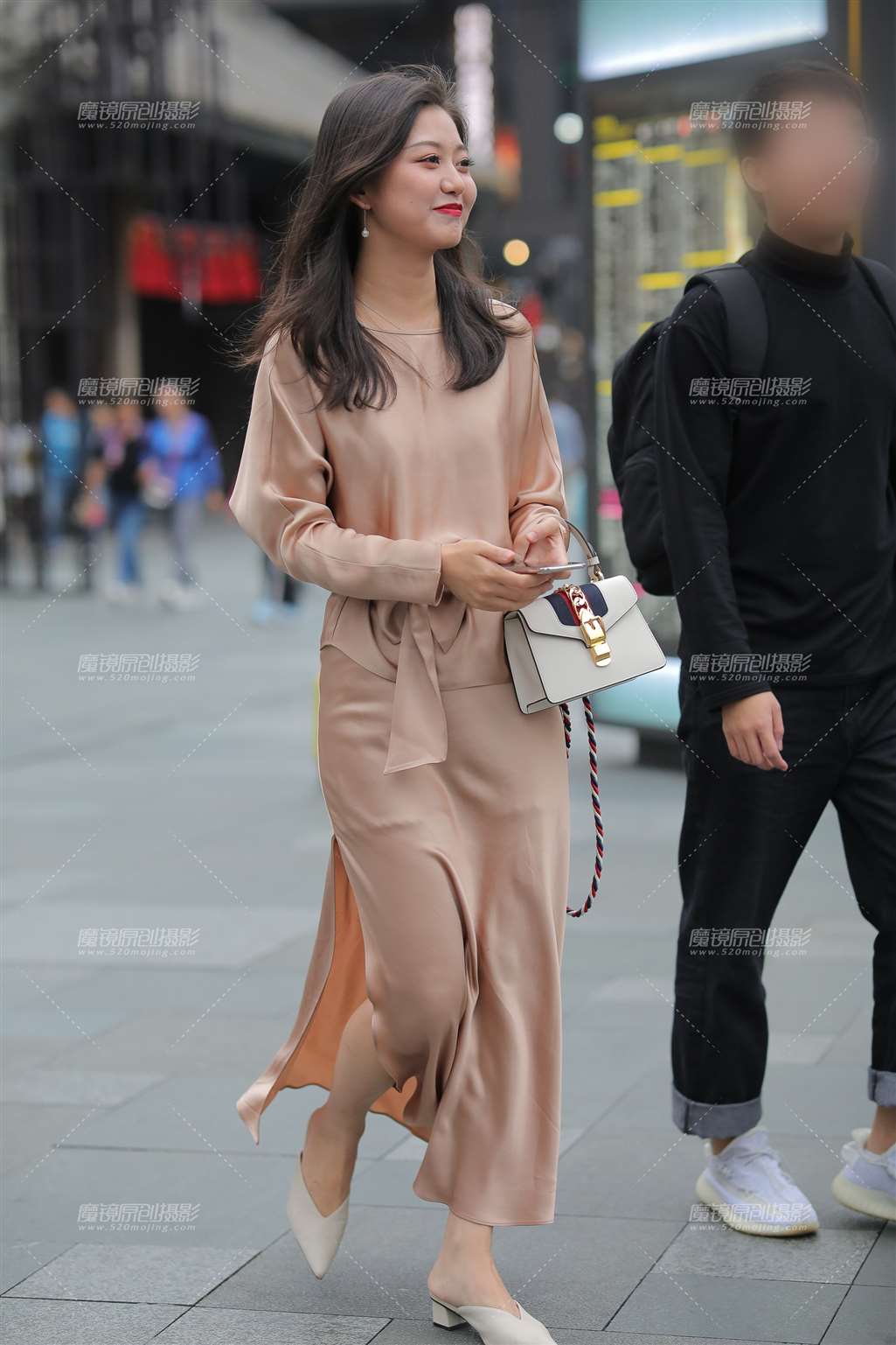 图片[1]-【凯恩赛贴】笑容清纯可人 曼妙很动人-街拍流行馆