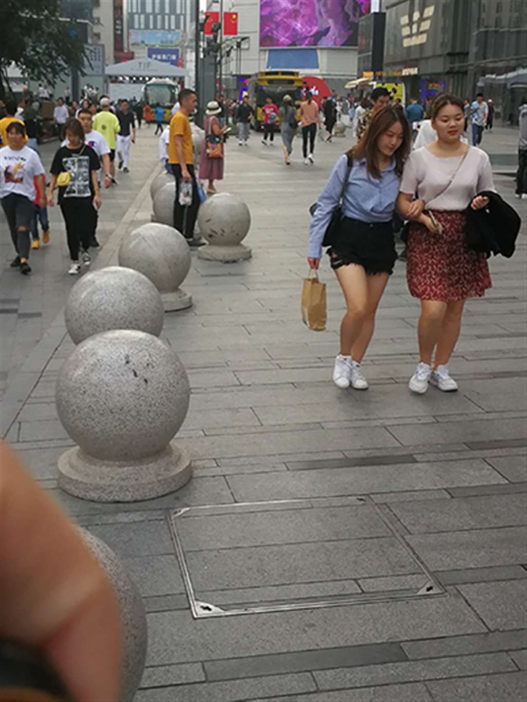 图片[3]-【慕容笙赛贴】包臀裙美女-街拍流行馆