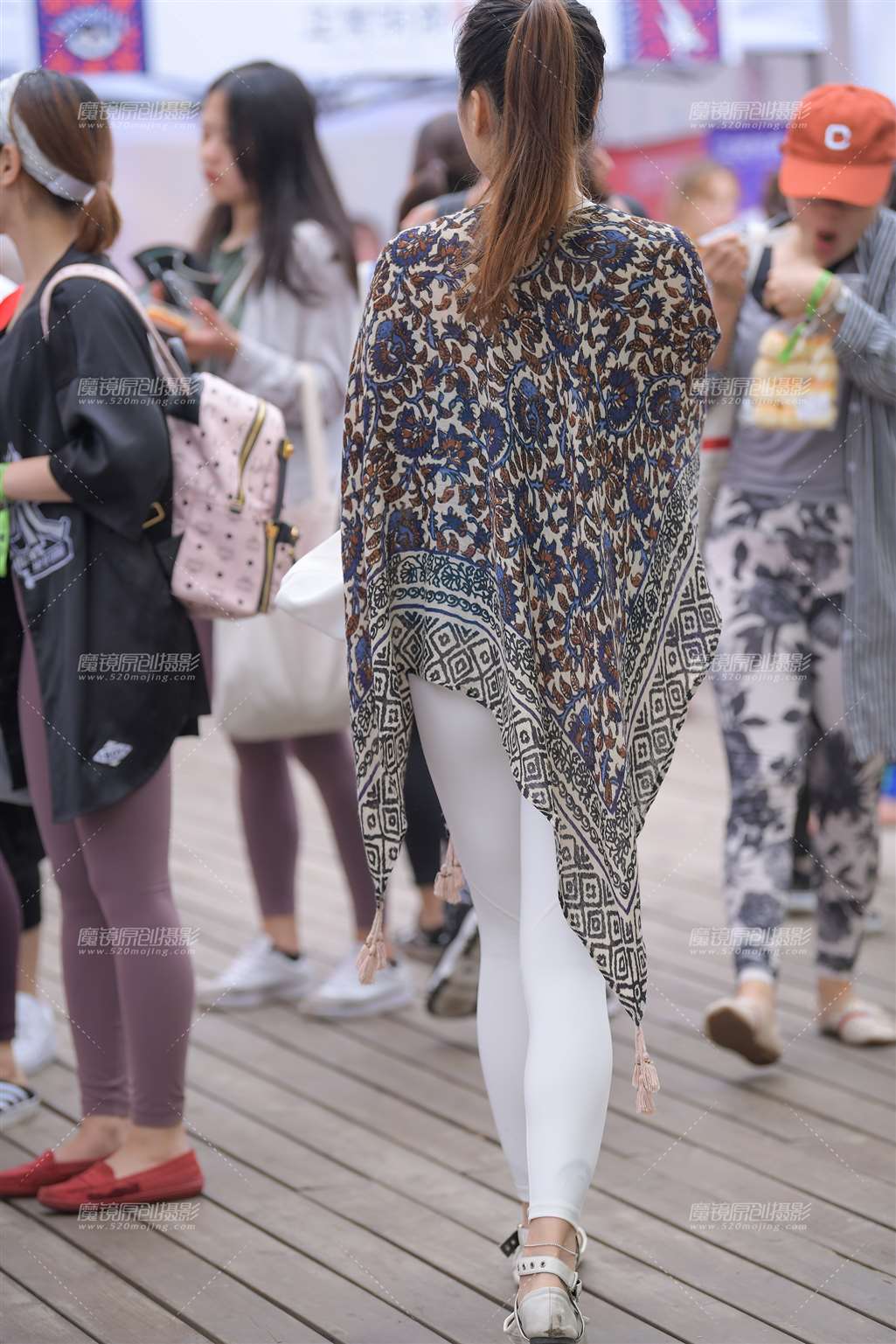 图片[3]-雨中的百合-街拍流行馆
