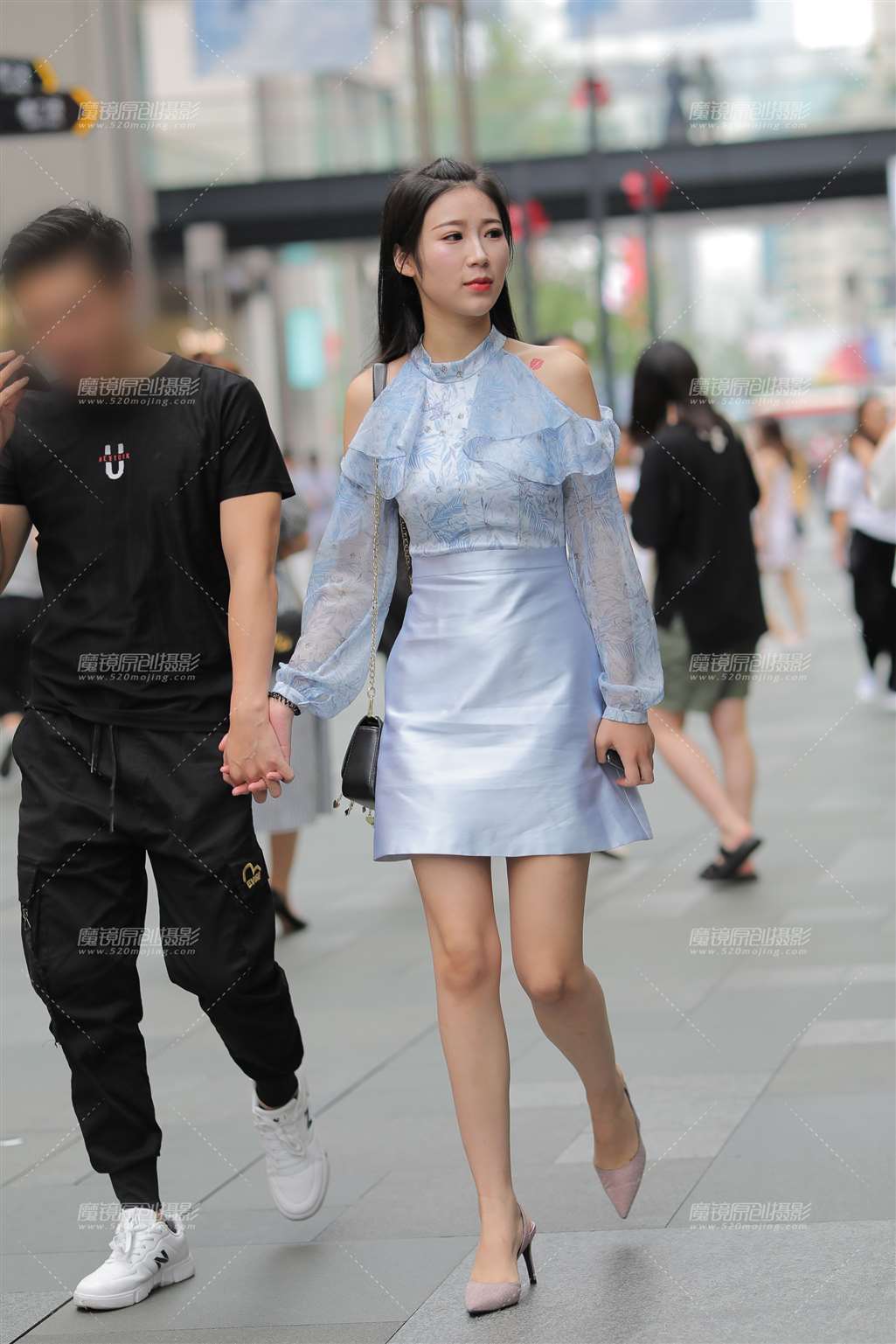 图片[1]-气质女友-街拍流行馆