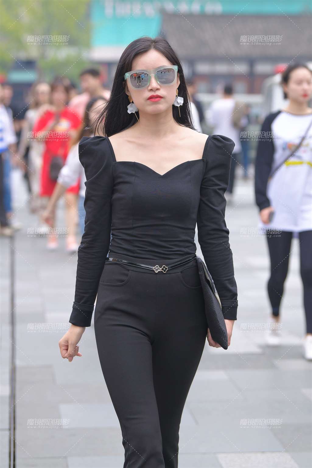 图片[1]-黑魅**-街拍流行馆